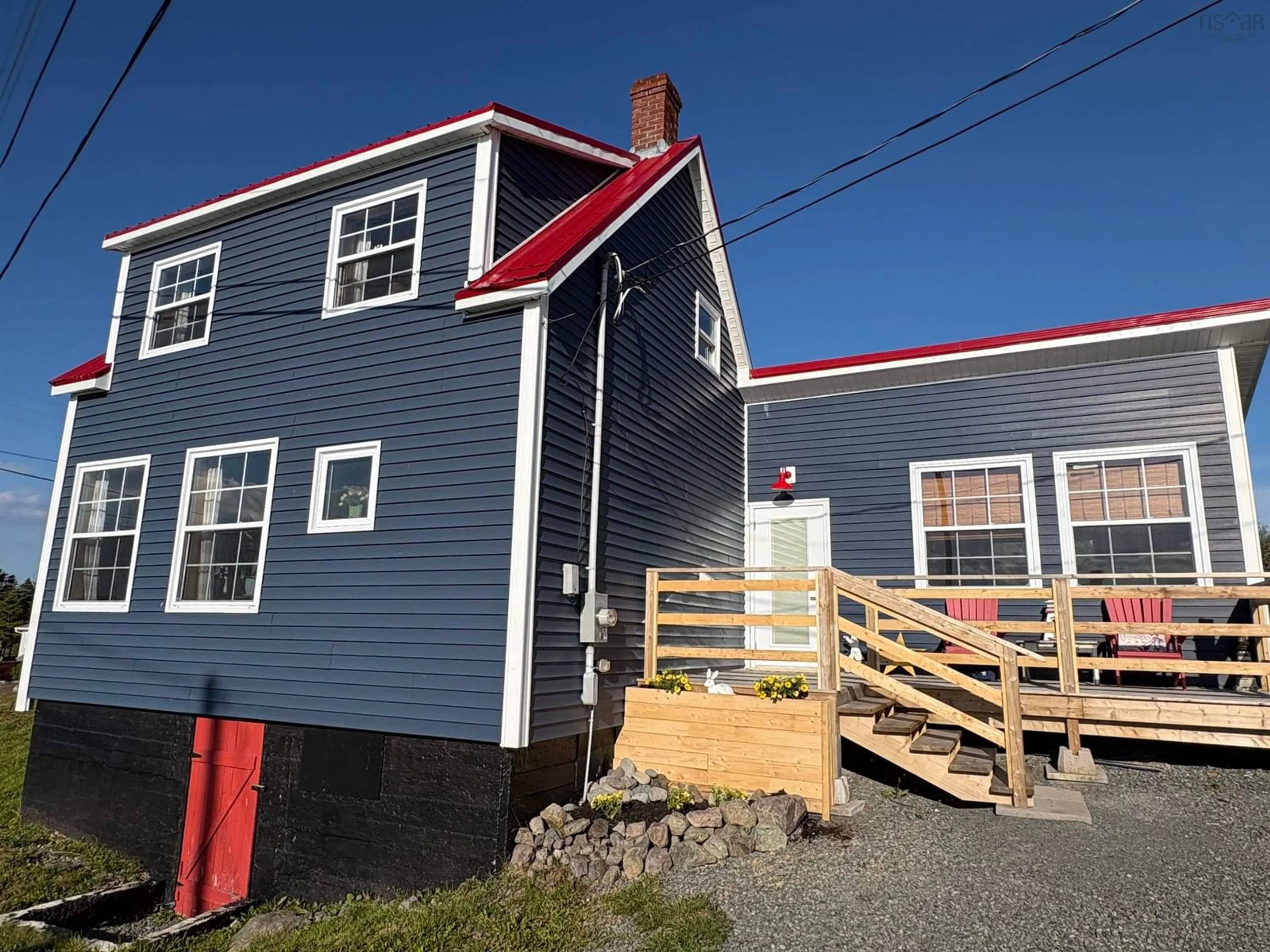 Home with vinyl exterior material, building for 379 South Side Petit De Grat Rd, Alderney Point Nova Scotia B0E 2L0