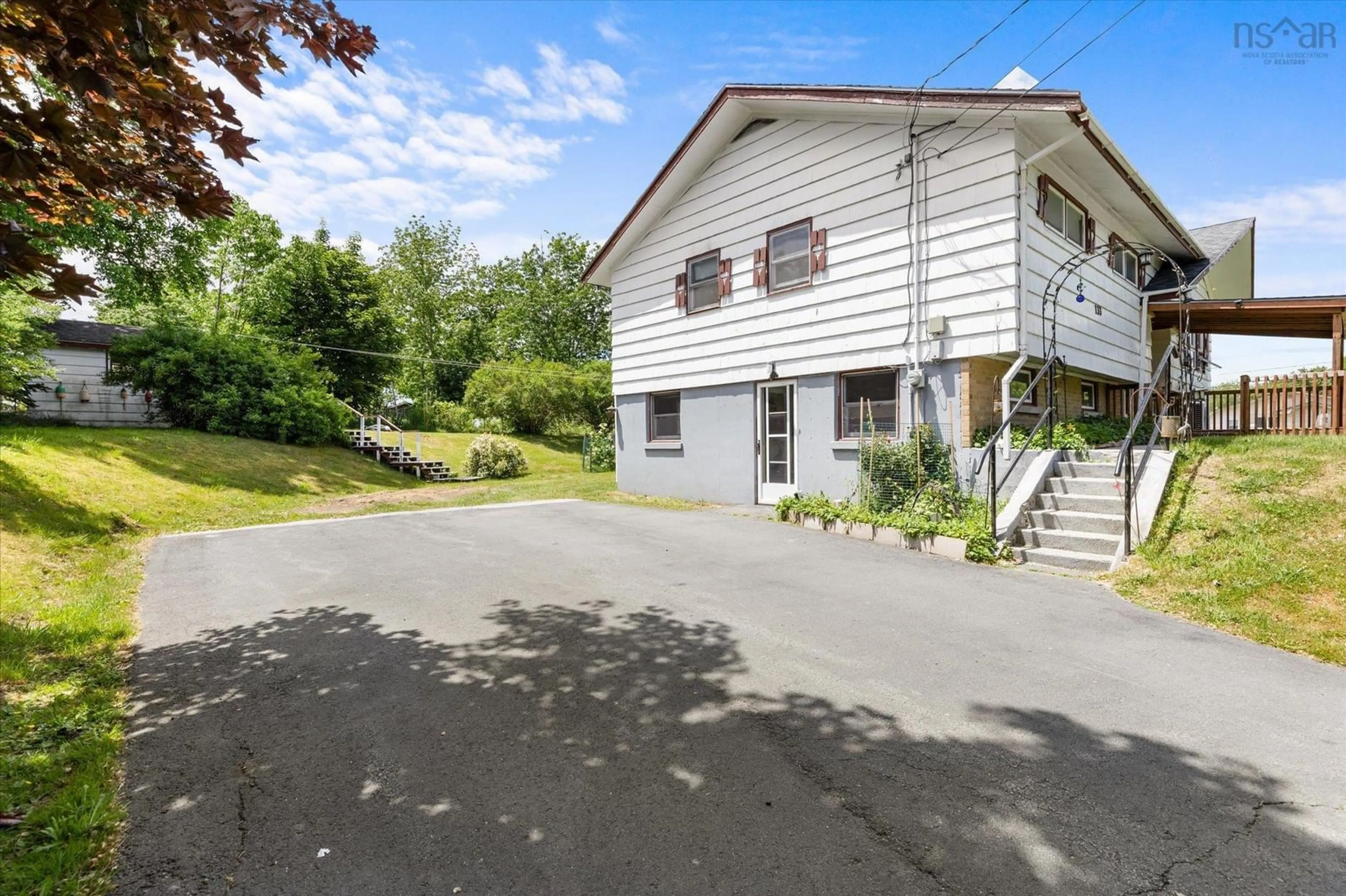 Patio, unknown for 133 Hammond St, Shelburne Nova Scotia B0T 1W0