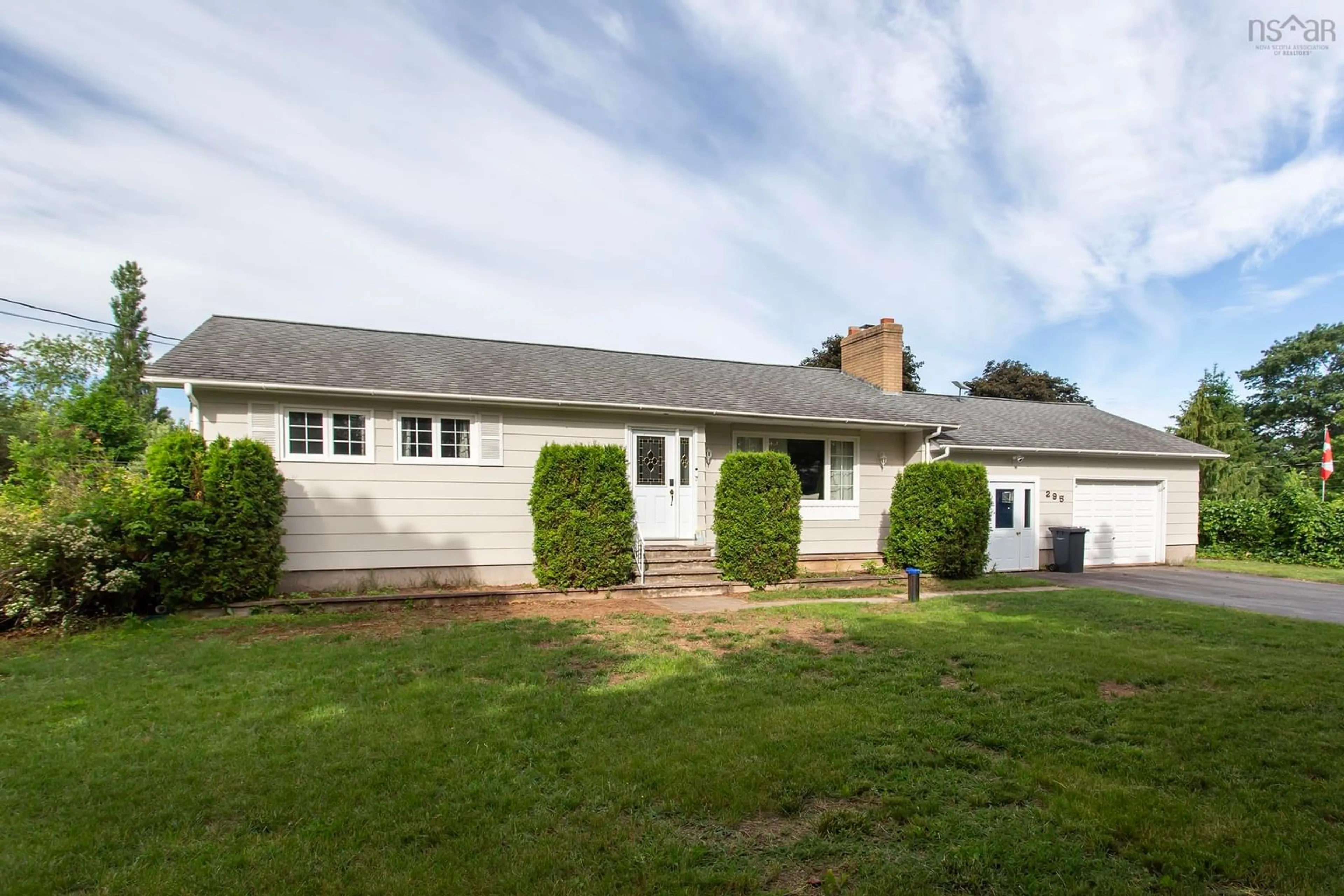 A pic from outside/outdoor area/front of a property/back of a property/a pic from drone, street for 295 Nictaux Rd, Nictaux Nova Scotia B0S 1P0