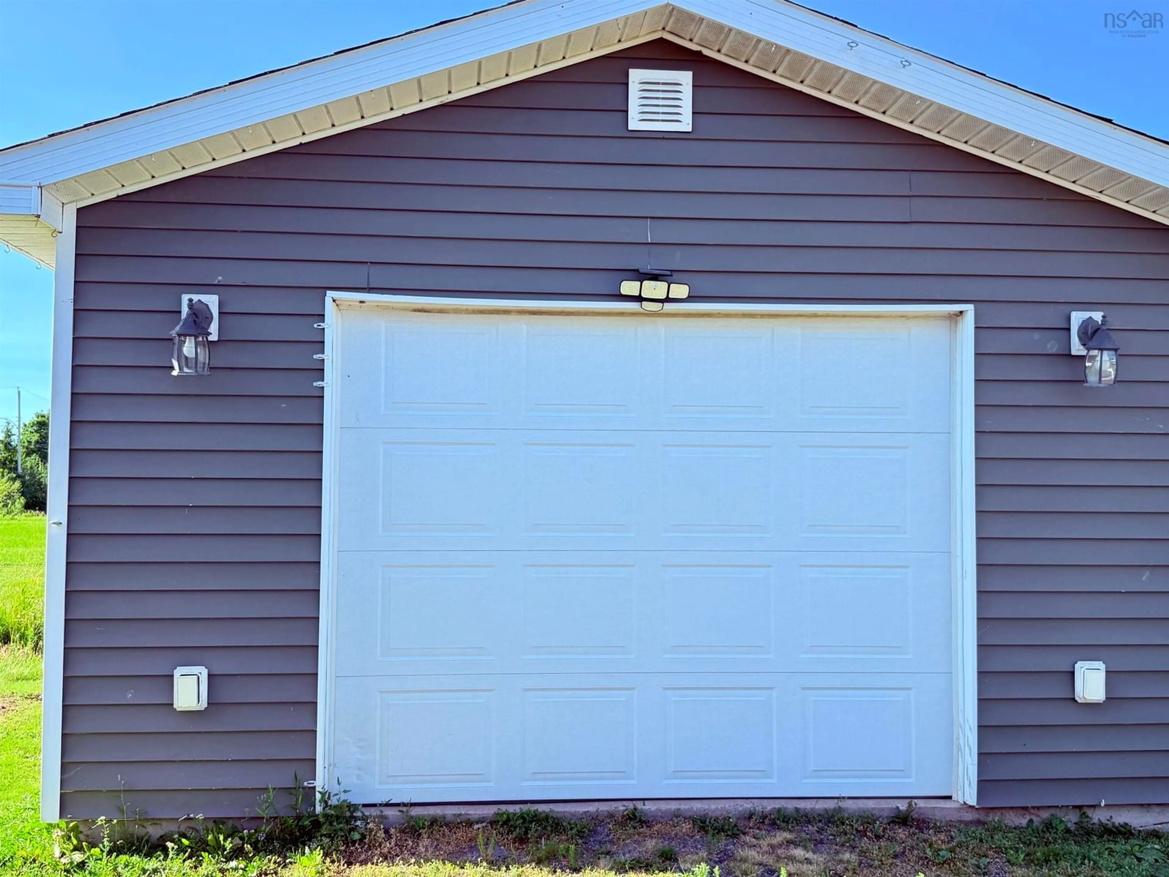 Indoor garage for 4 Gill Court, Pictou Nova Scotia B0K 1H0