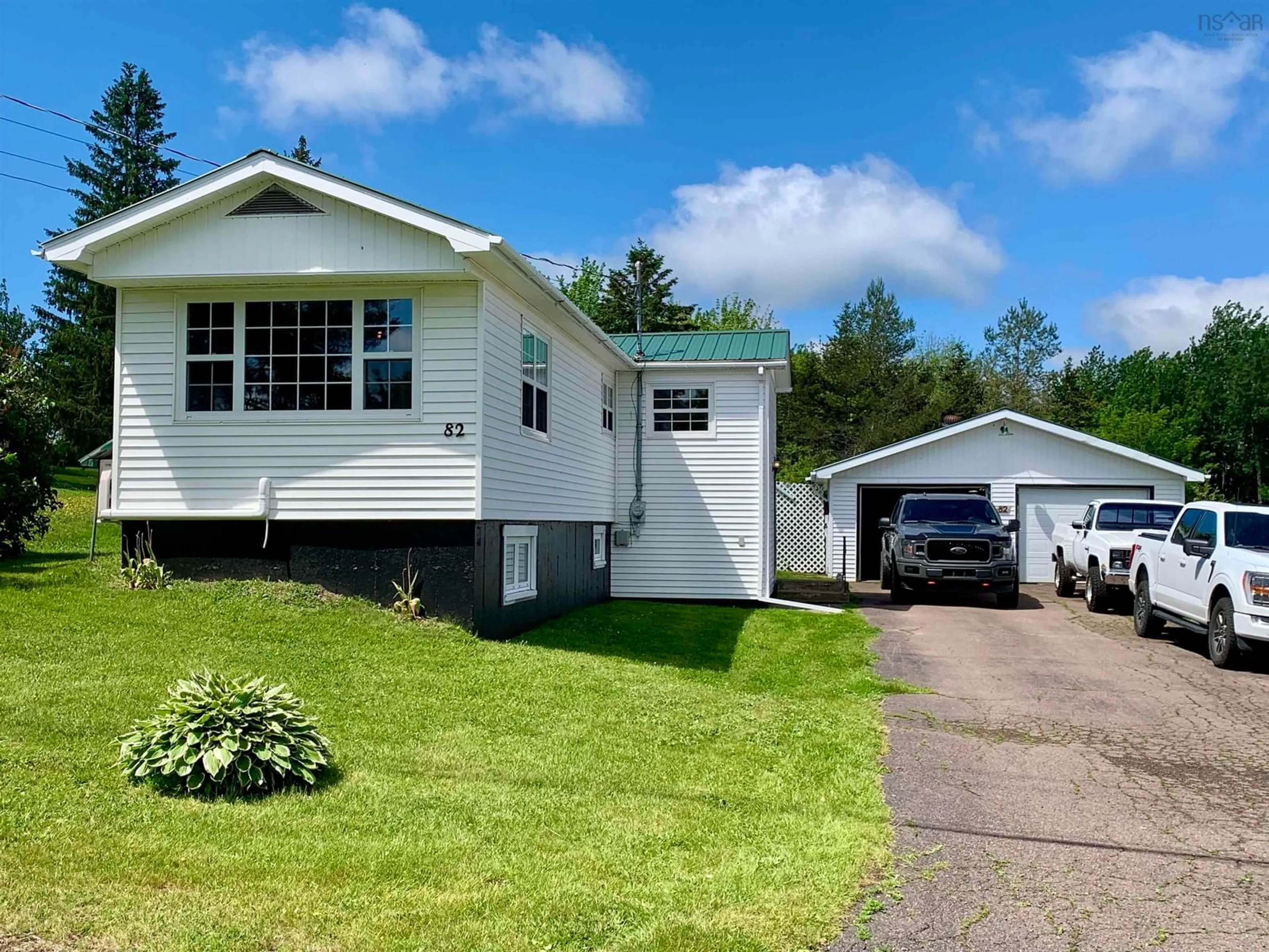 Home with vinyl exterior material, street for 82 Wolsley St, Springhill Nova Scotia B0M 1X0