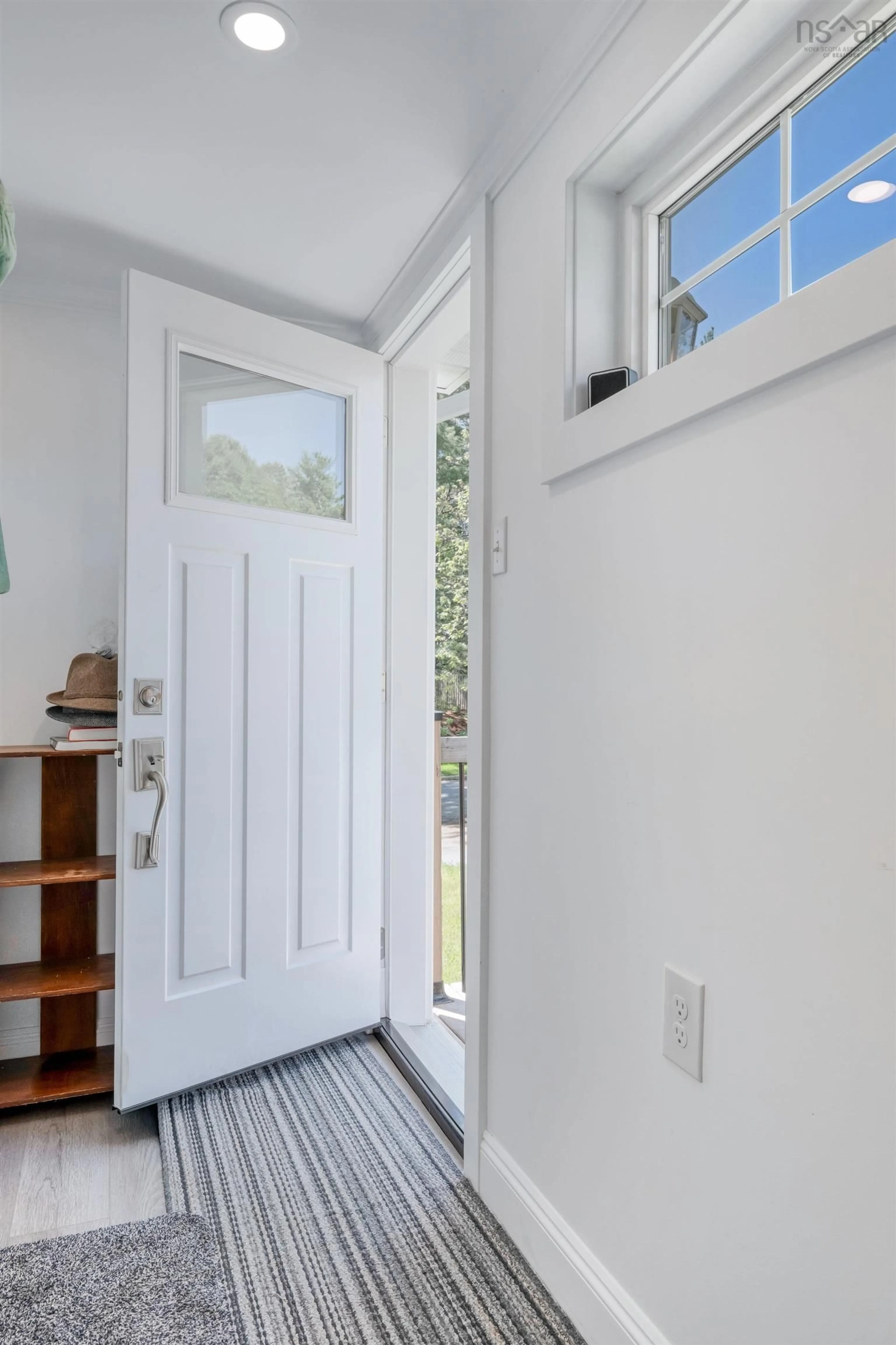 Indoor entryway for 90 Crescent St, Bridgewater Nova Scotia B4V 2C7