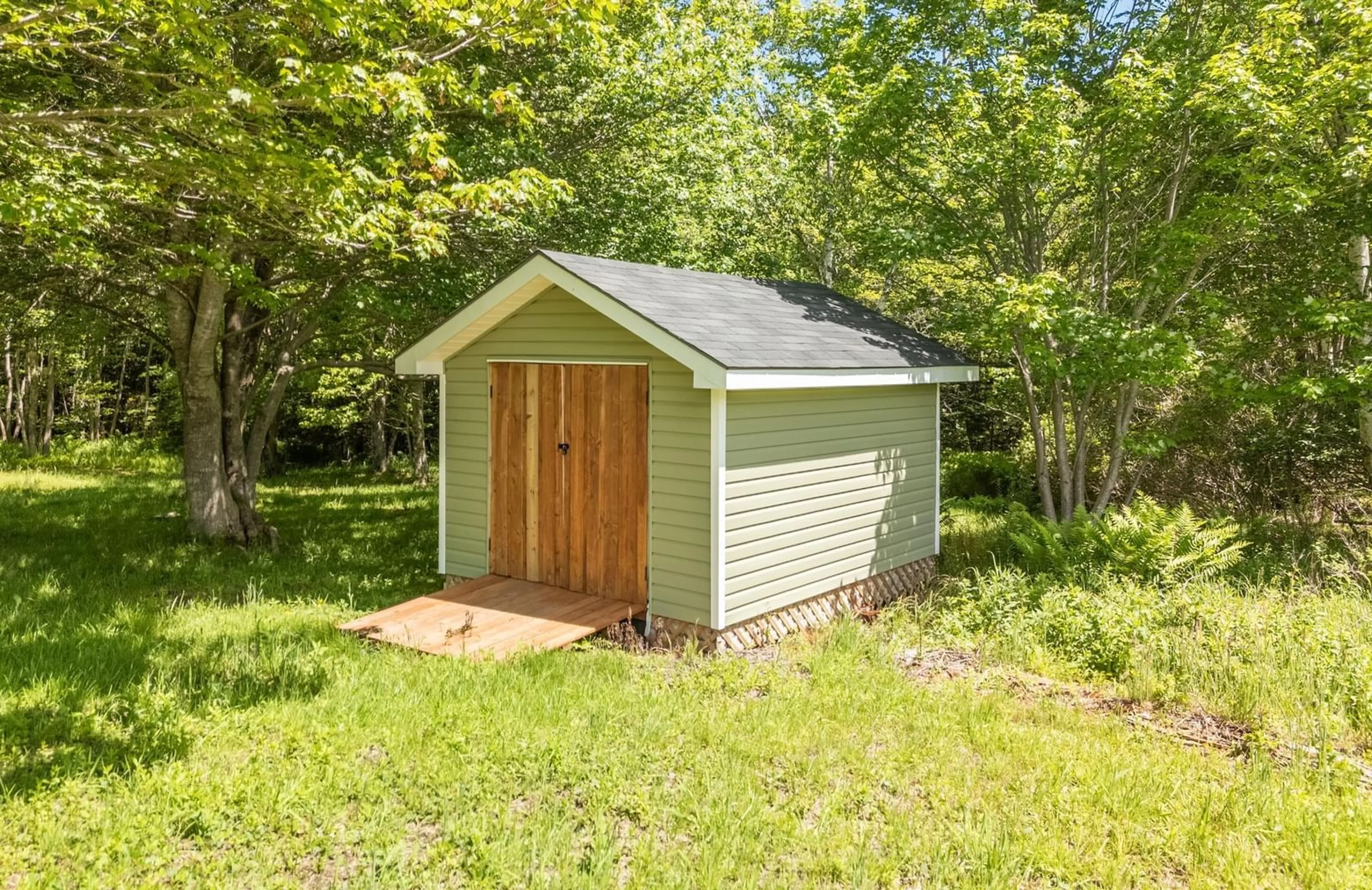 Shed for 2350 Highway 1, Wellington Nova Scotia B5A 5A8