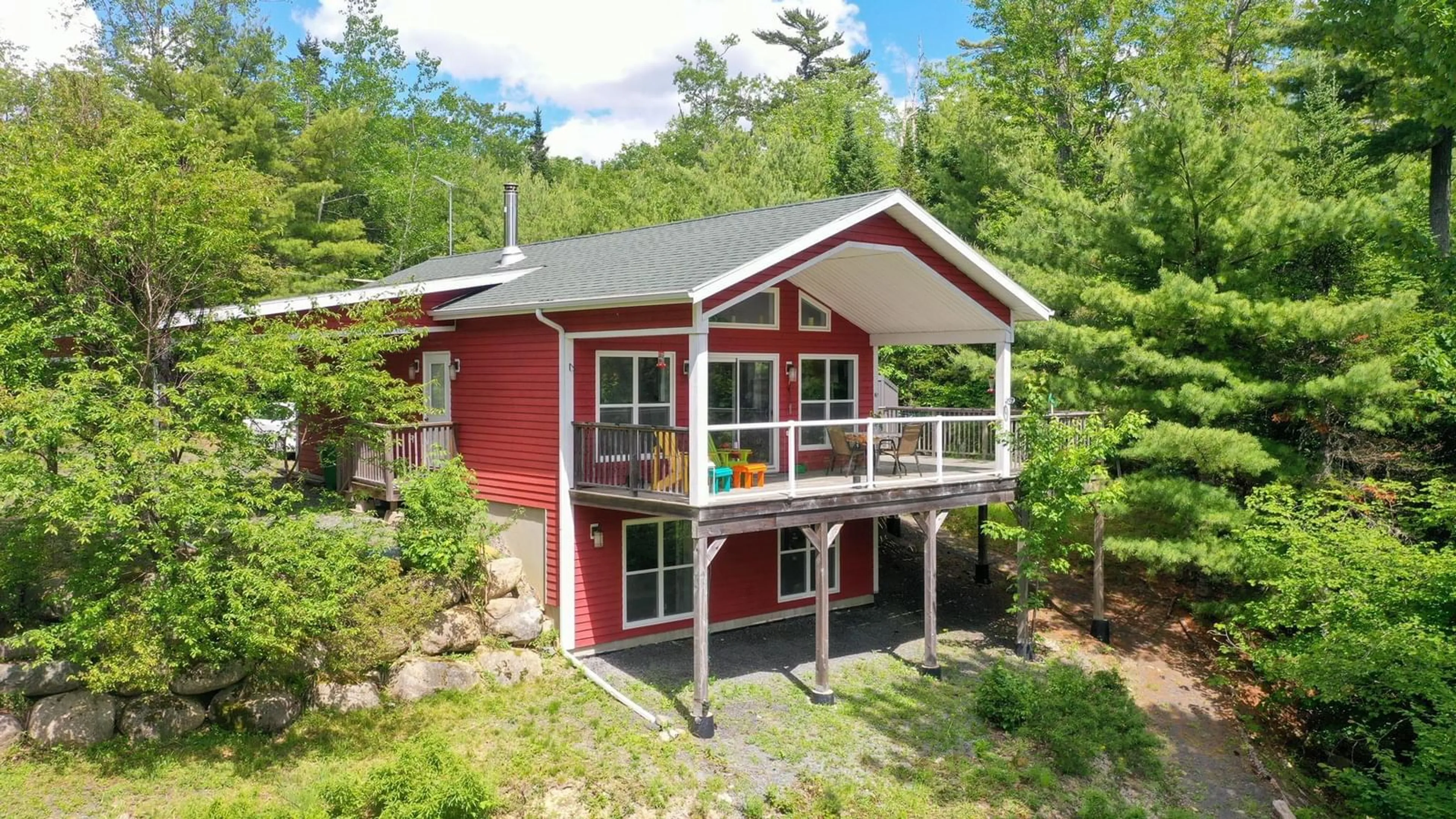Home with vinyl exterior material, unknown for 106 Red Hill Rd, New Elm Nova Scotia B0T 1X0