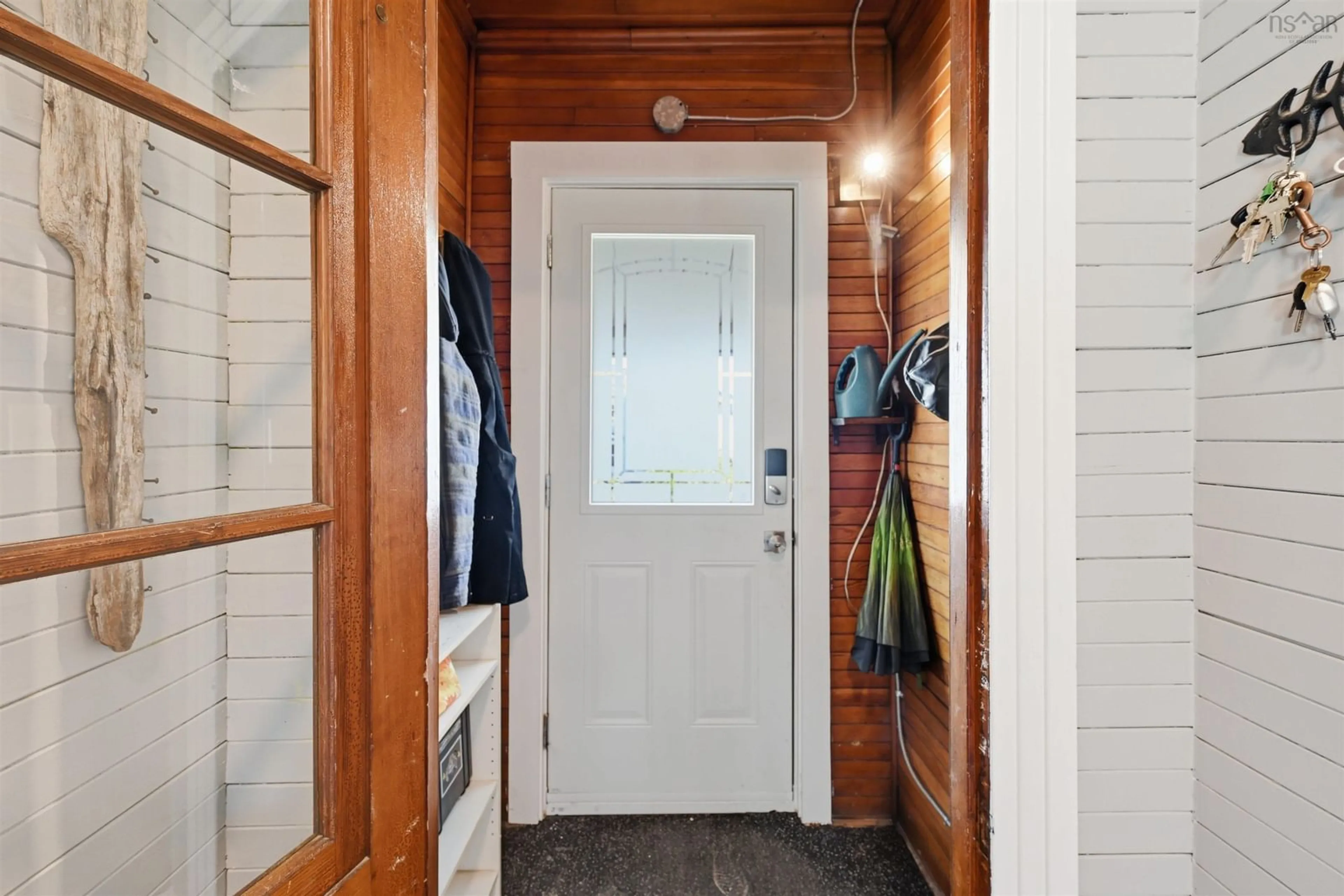 Indoor entryway for 115 Sandy Cove Rd, Terence Bay Nova Scotia B3T 1Y4