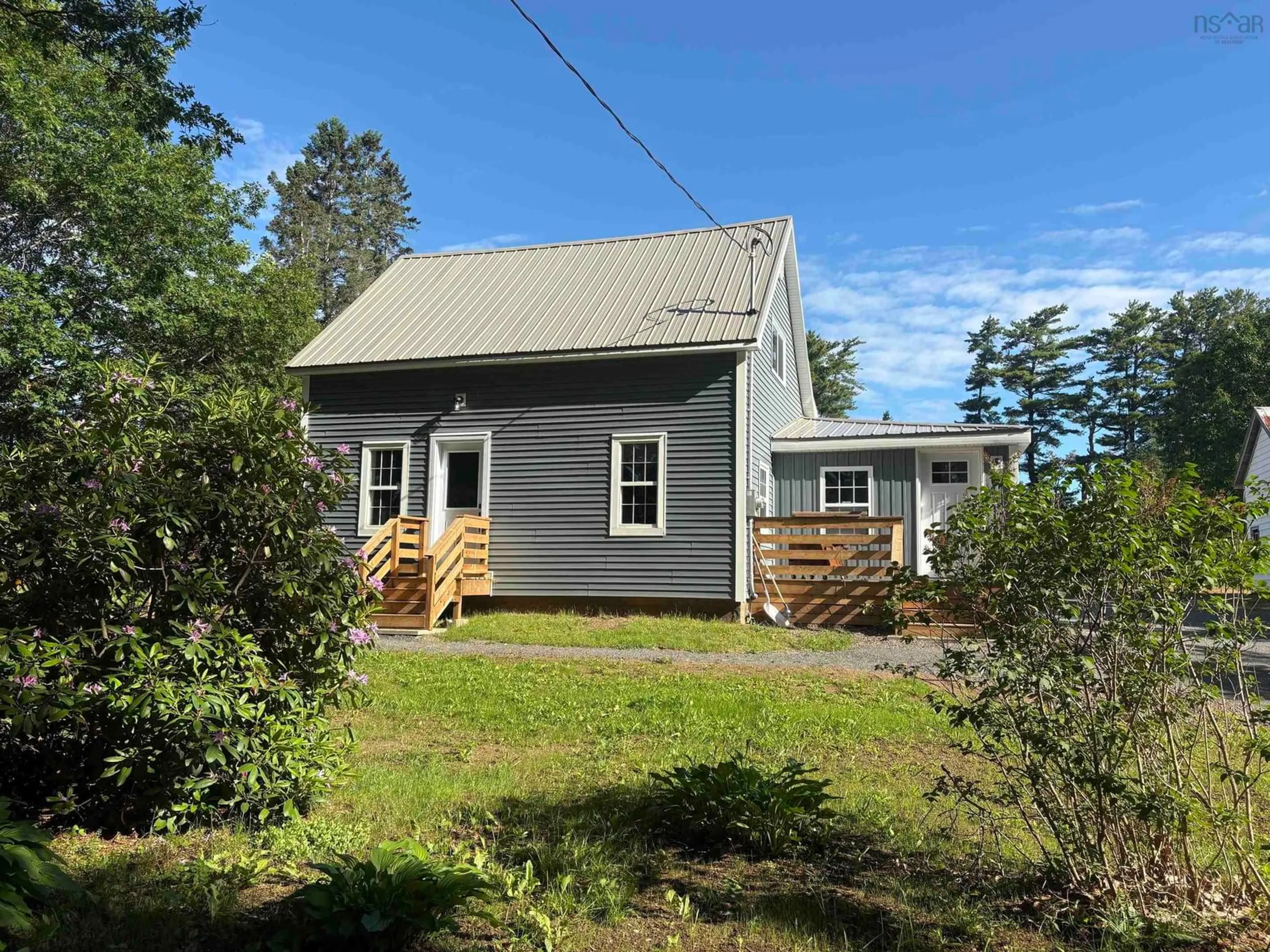 A pic from outside/outdoor area/front of a property/back of a property/a pic from drone, unknown for 1971 Highway 1, Auburn Nova Scotia B0P 1A0