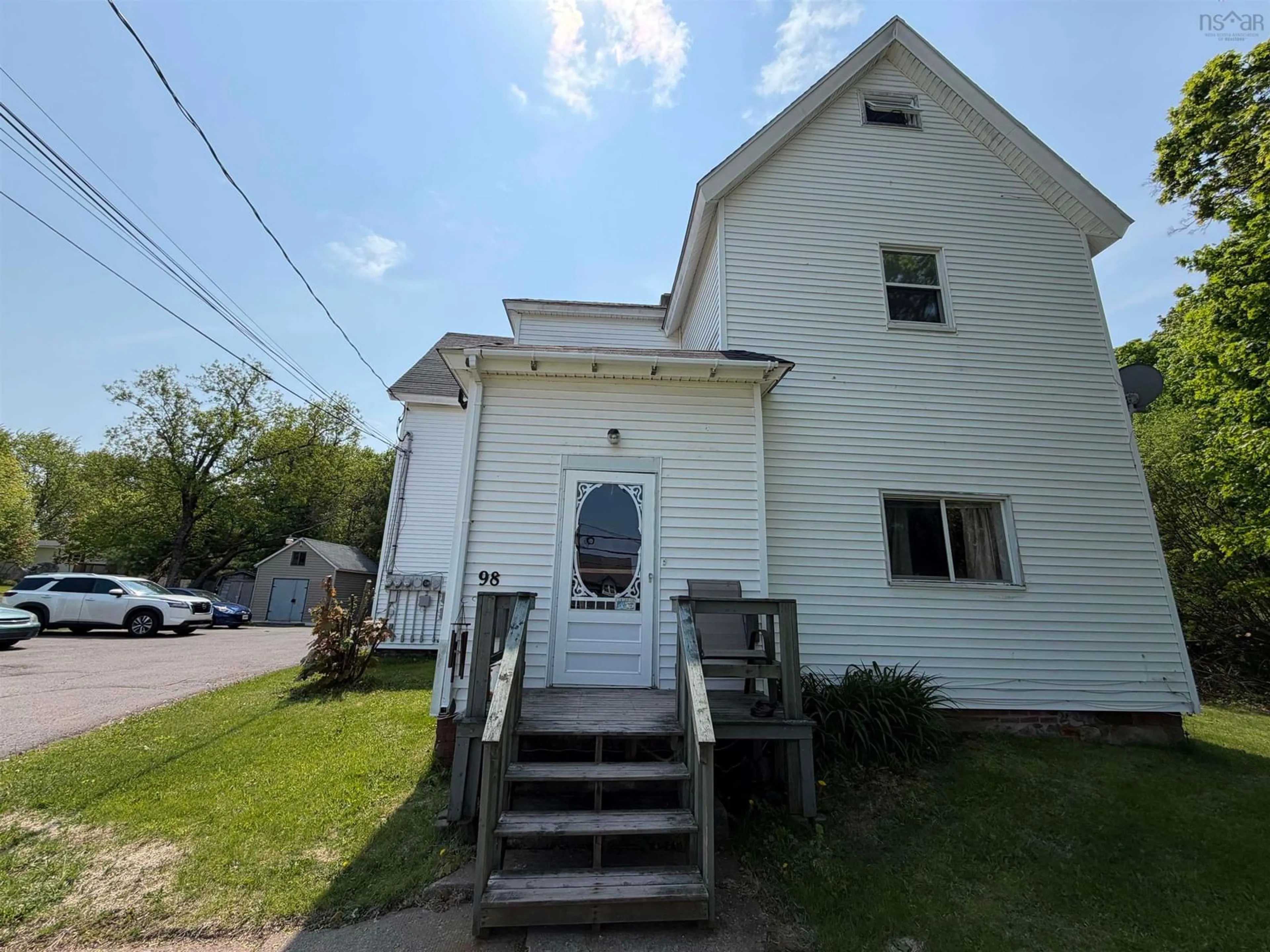 Unknown for 98 Victoria St, Amherst Nova Scotia B4H 1C8