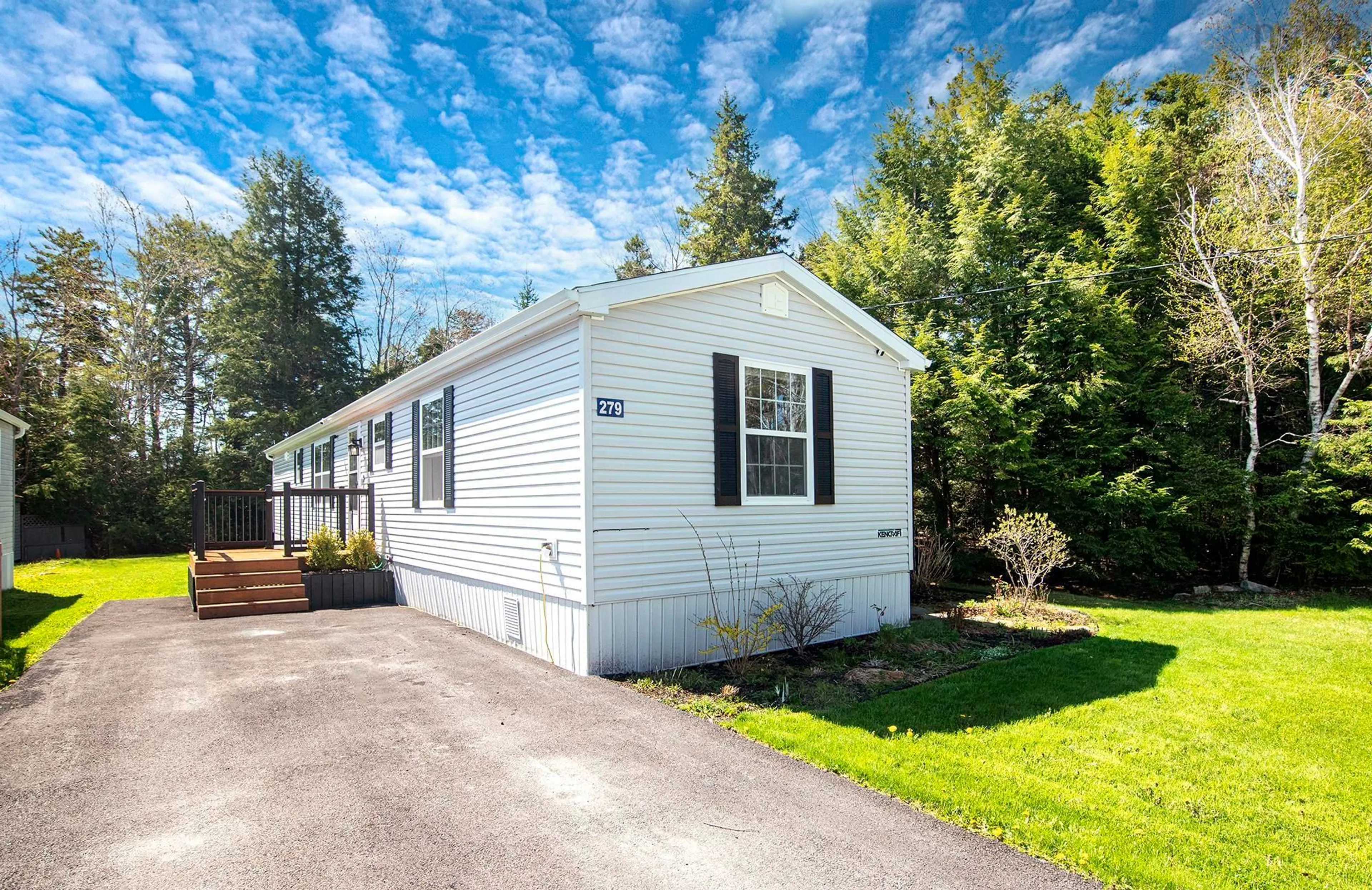 Home with vinyl exterior material, unknown for 279 Circle Dr, Lake Echo Nova Scotia B3E 1C1