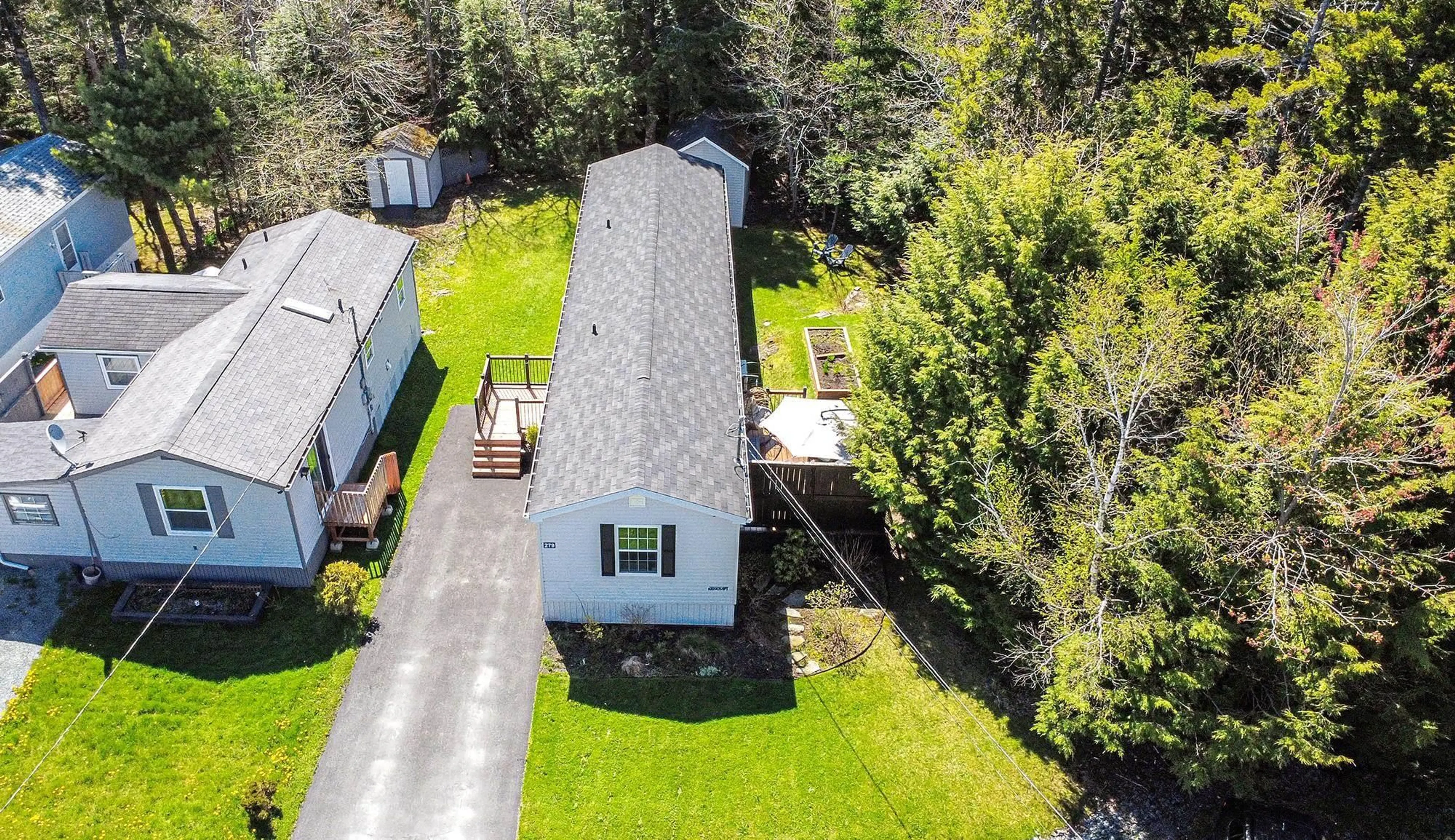 A pic from outside/outdoor area/front of a property/back of a property/a pic from drone, street for 279 Circle Dr, Lake Echo Nova Scotia B3E 1C1