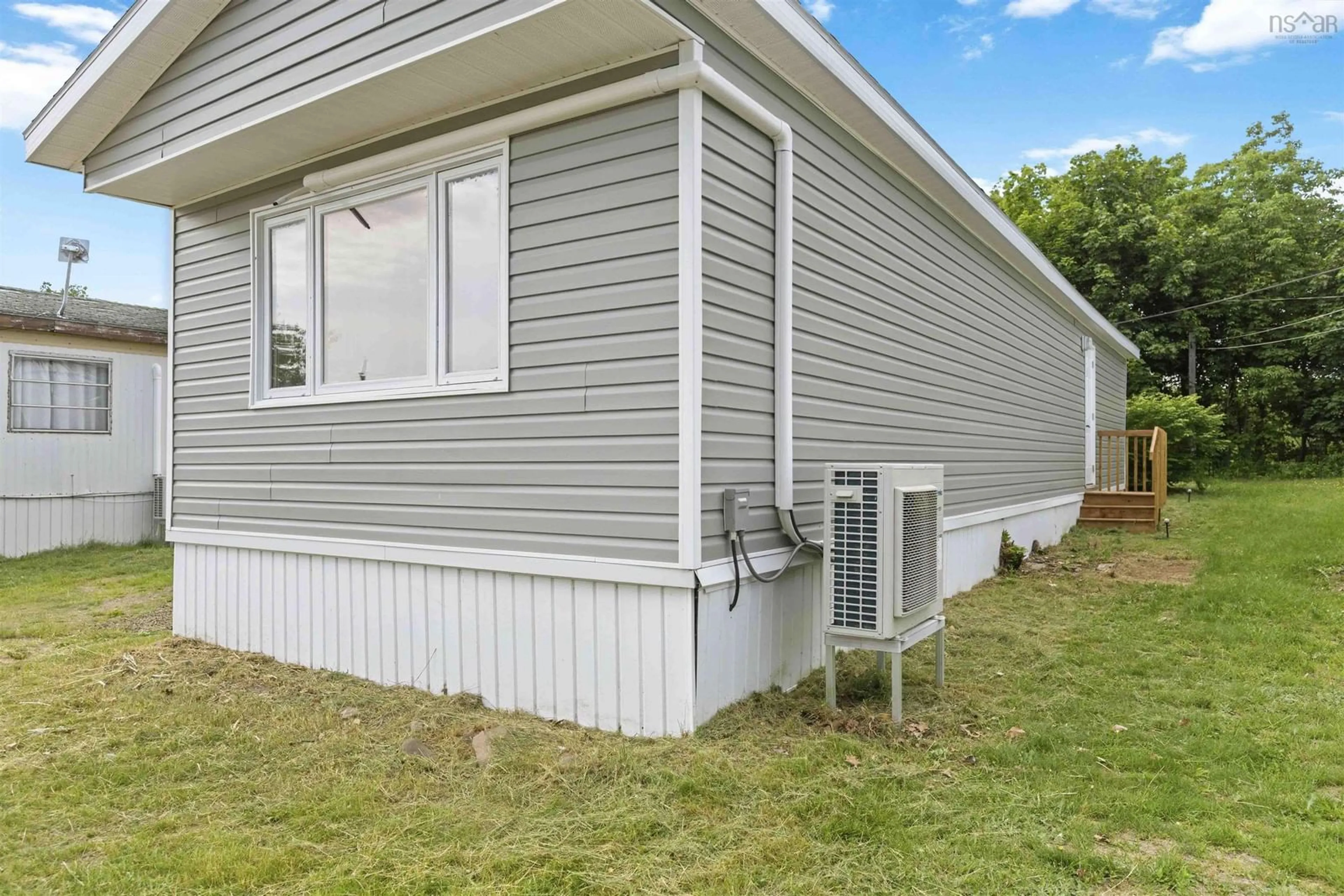 Home with vinyl exterior material, building for Gordon St #9, Berwick Nova Scotia B0P 1E0