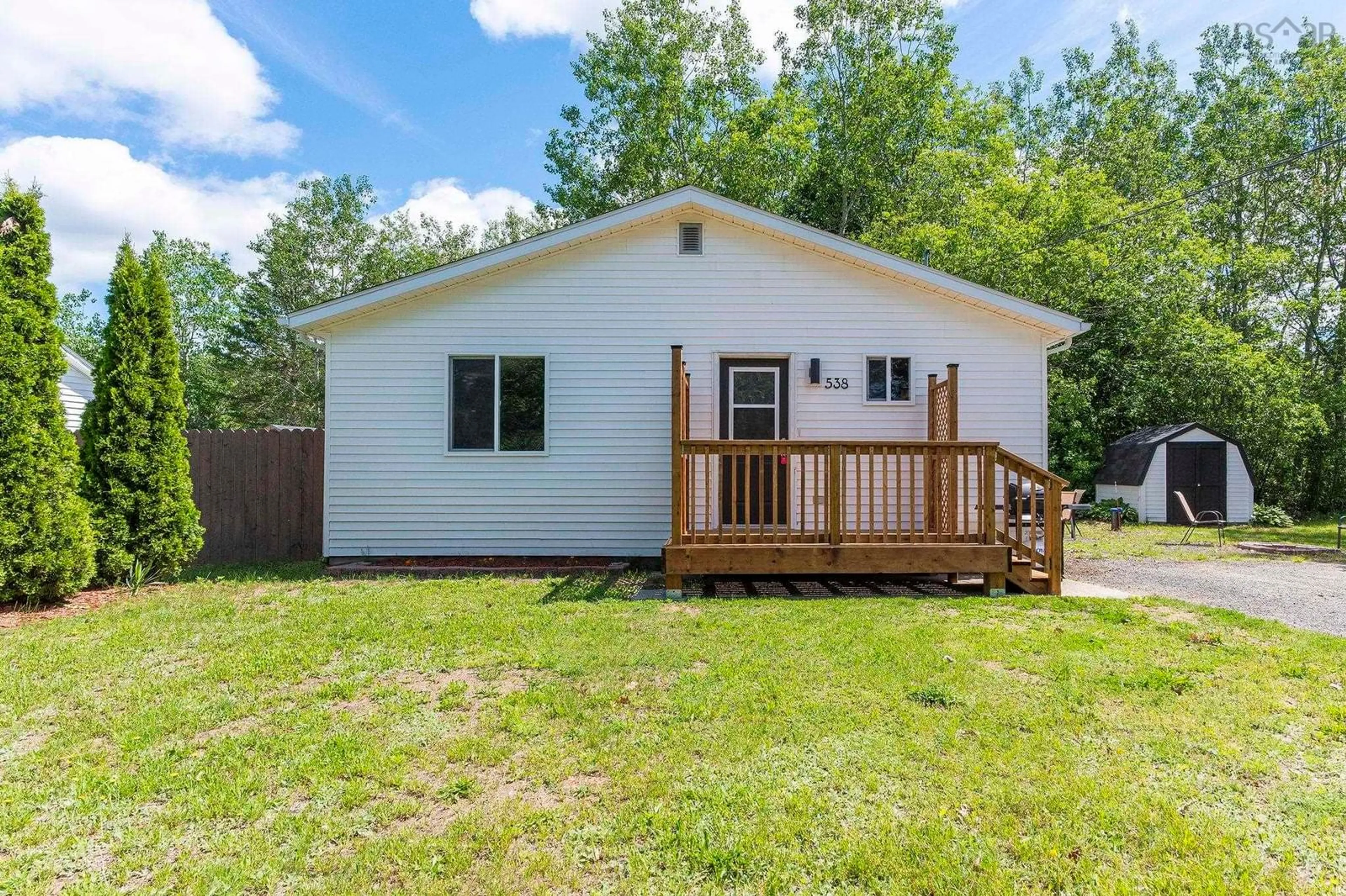 Home with vinyl exterior material, building for 538 Pit Rd, Nictaux Nova Scotia B0S 1P0