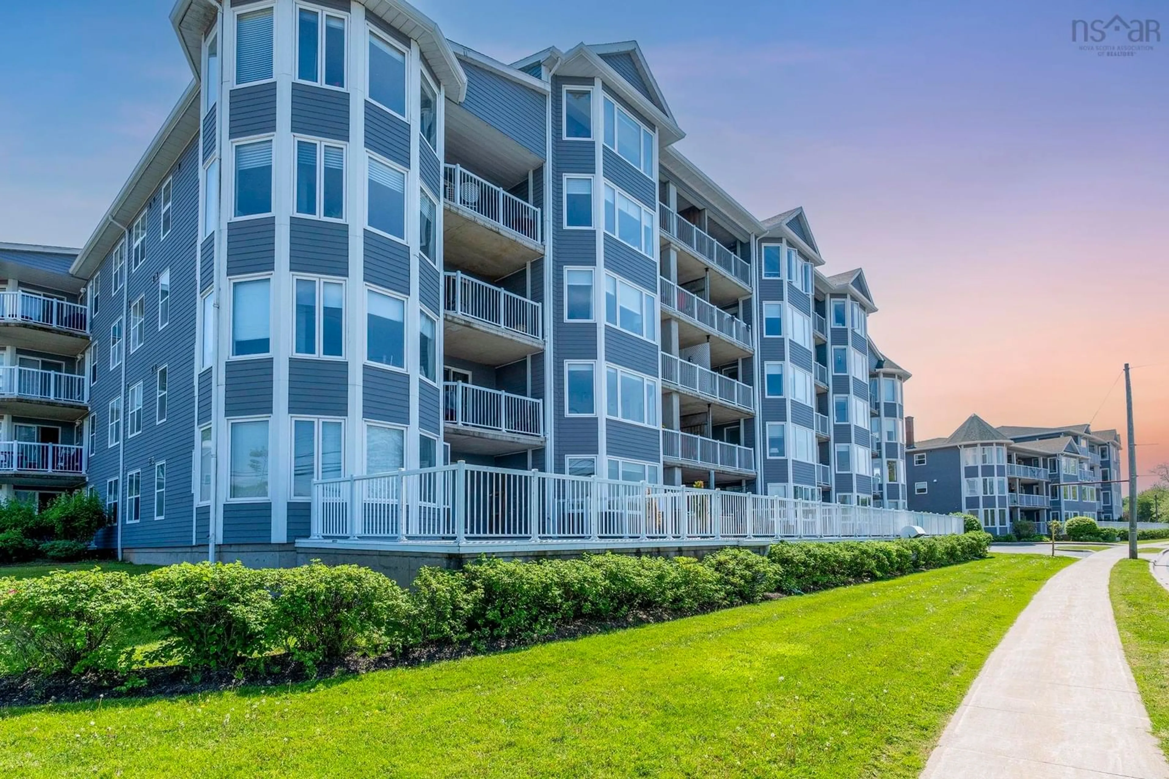 Unknown for 275 Prince Arthur Rd #111, Dartmouth Nova Scotia B2Y 1M9