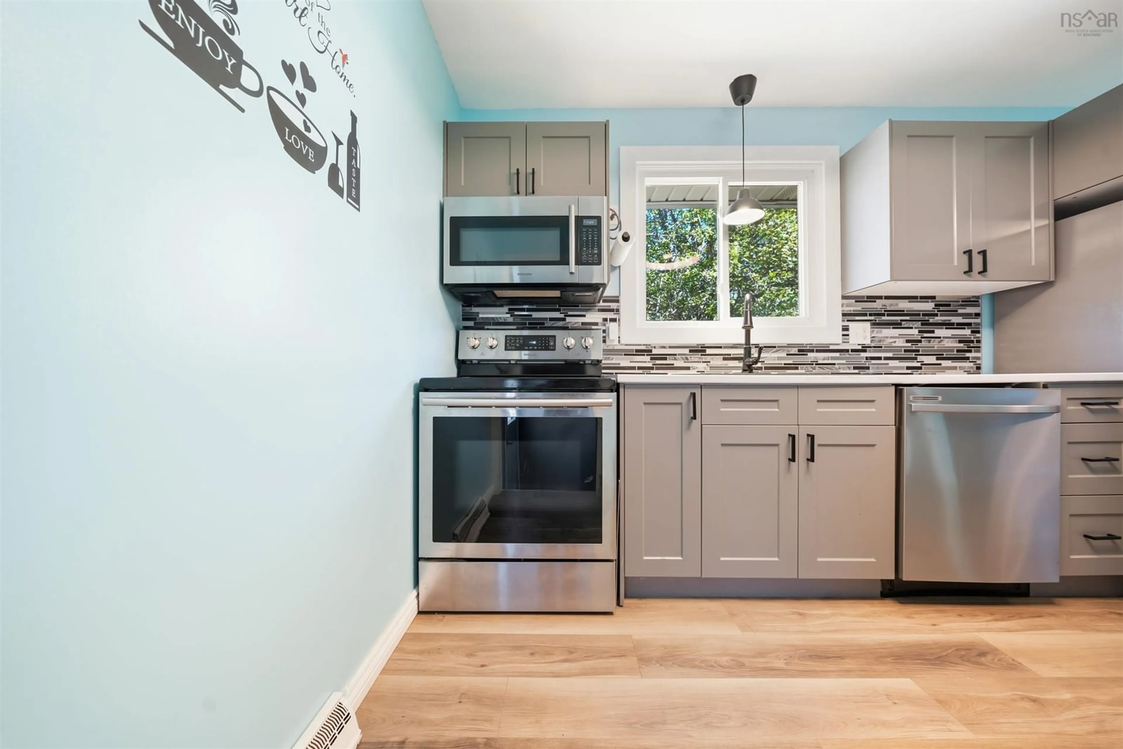 Standard kitchen, unknown for 125 Oxford St, Stellarton Nova Scotia B0K 1S0