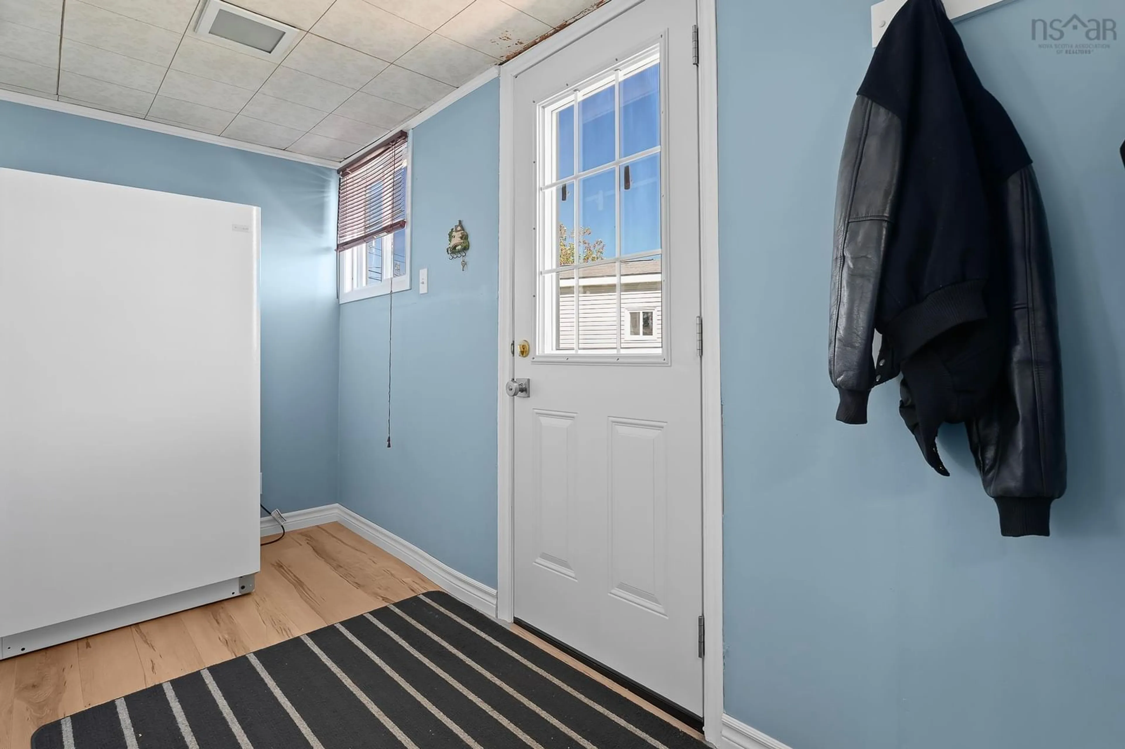 Indoor entryway for 16 Fredericks Lane, Eastern Passage Nova Scotia B3G 1S7