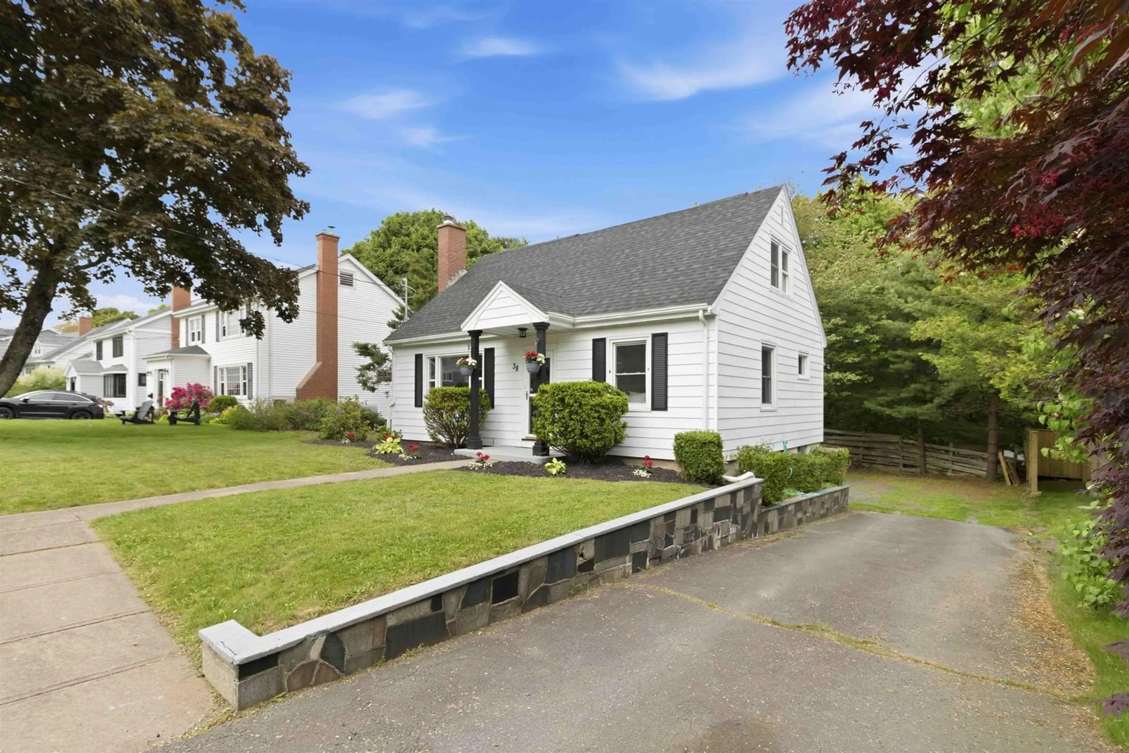 Unknown for 38 Walton Dr, Halifax Nova Scotia B3N 1X7