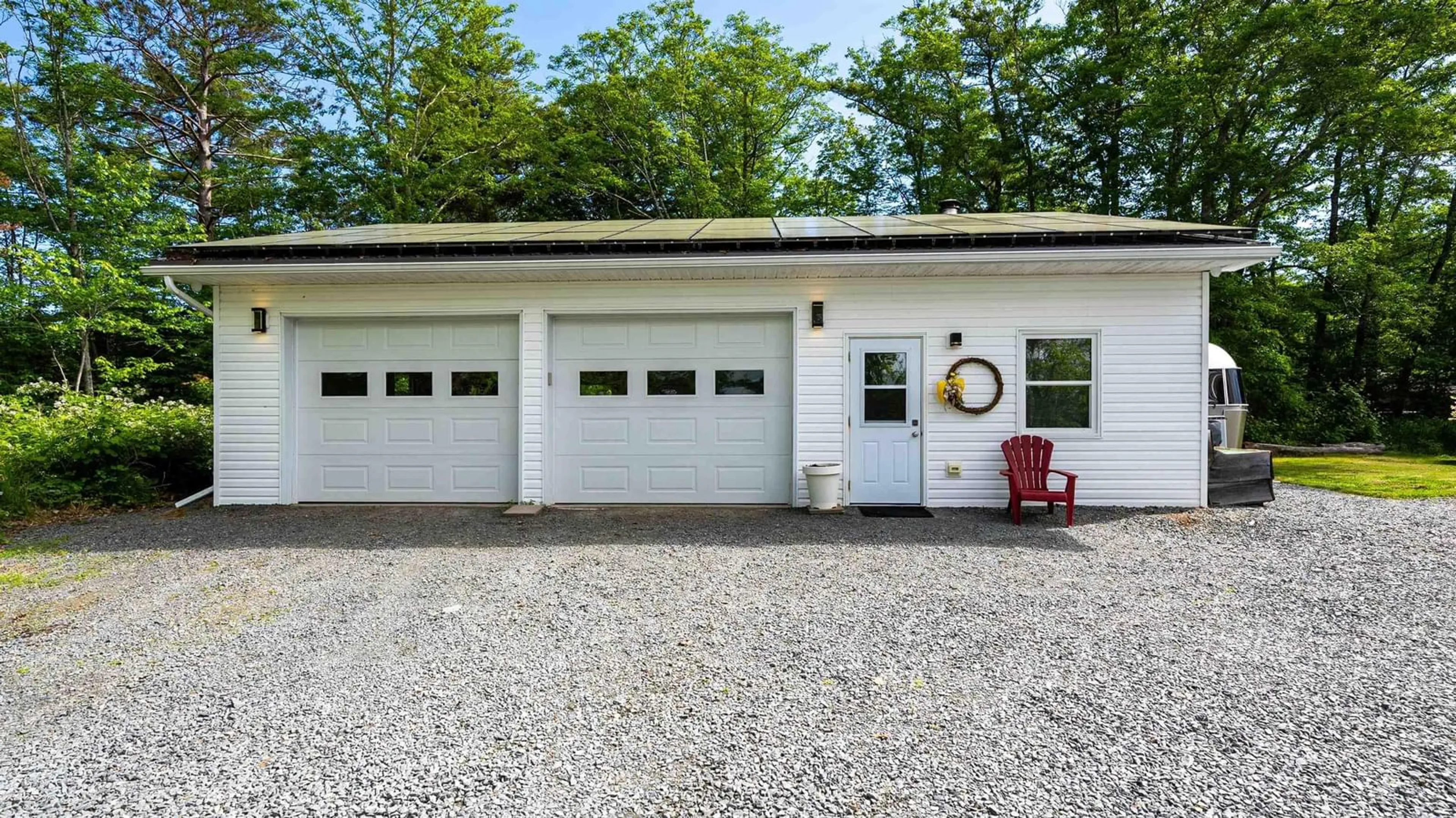 Indoor garage for 35 Riverside Lane, Enfield Nova Scotia B2T 1C8