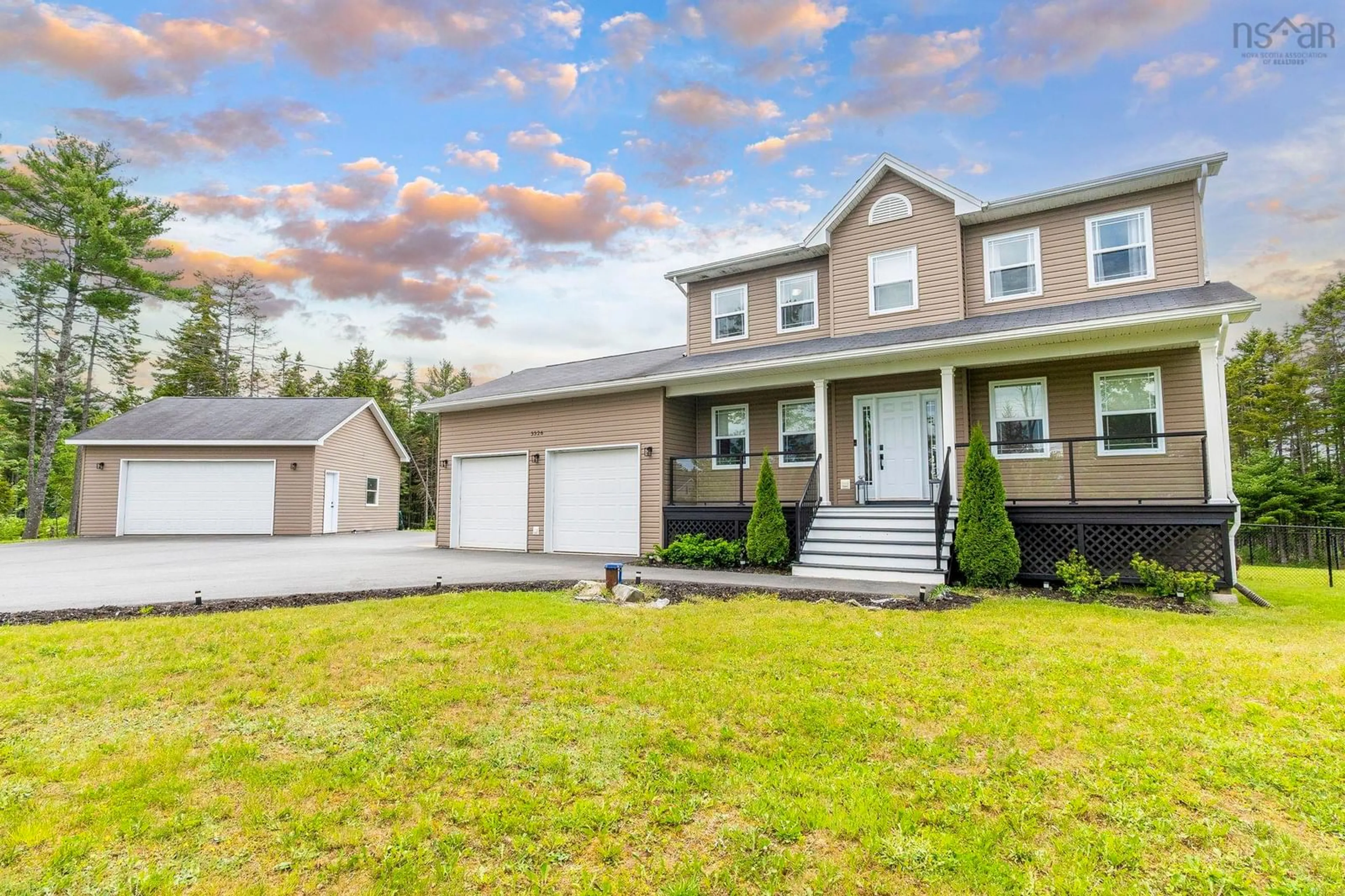 Home with vinyl exterior material, street for 3326 Sackville Drive Dr, Upper Sackville Nova Scotia B4E 3C5