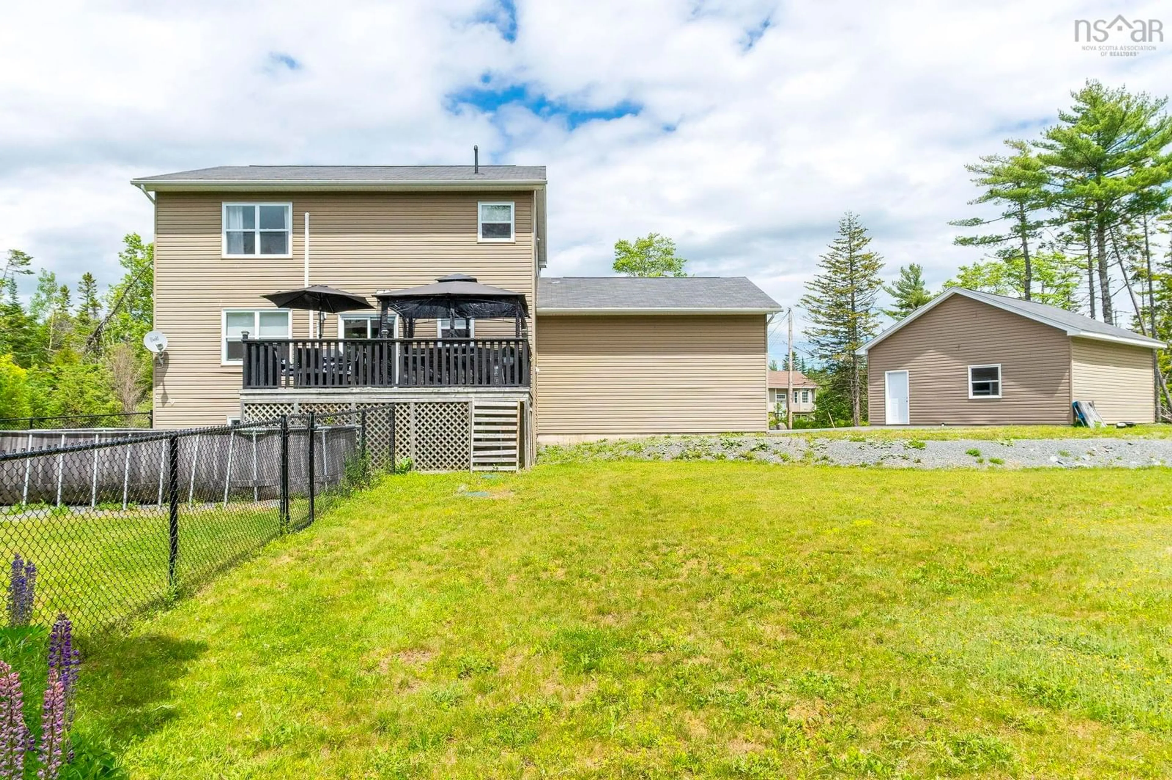 Patio, unknown for 3326 Sackville Drive Dr, Upper Sackville Nova Scotia B4E 3C5