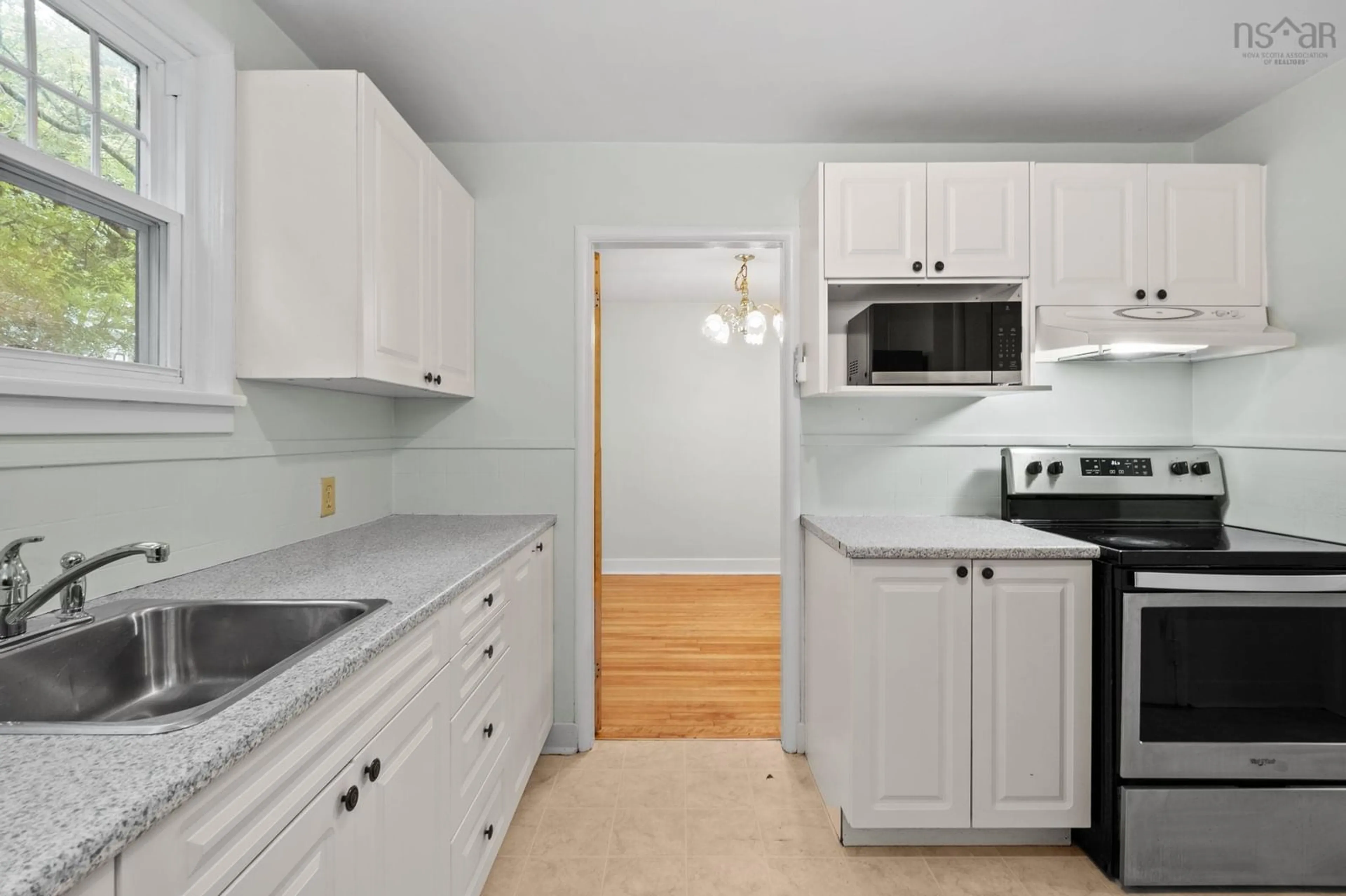 Standard kitchen, unknown for 6921 Chebucto Rd, Halifax Nova Scotia B3L 1M6