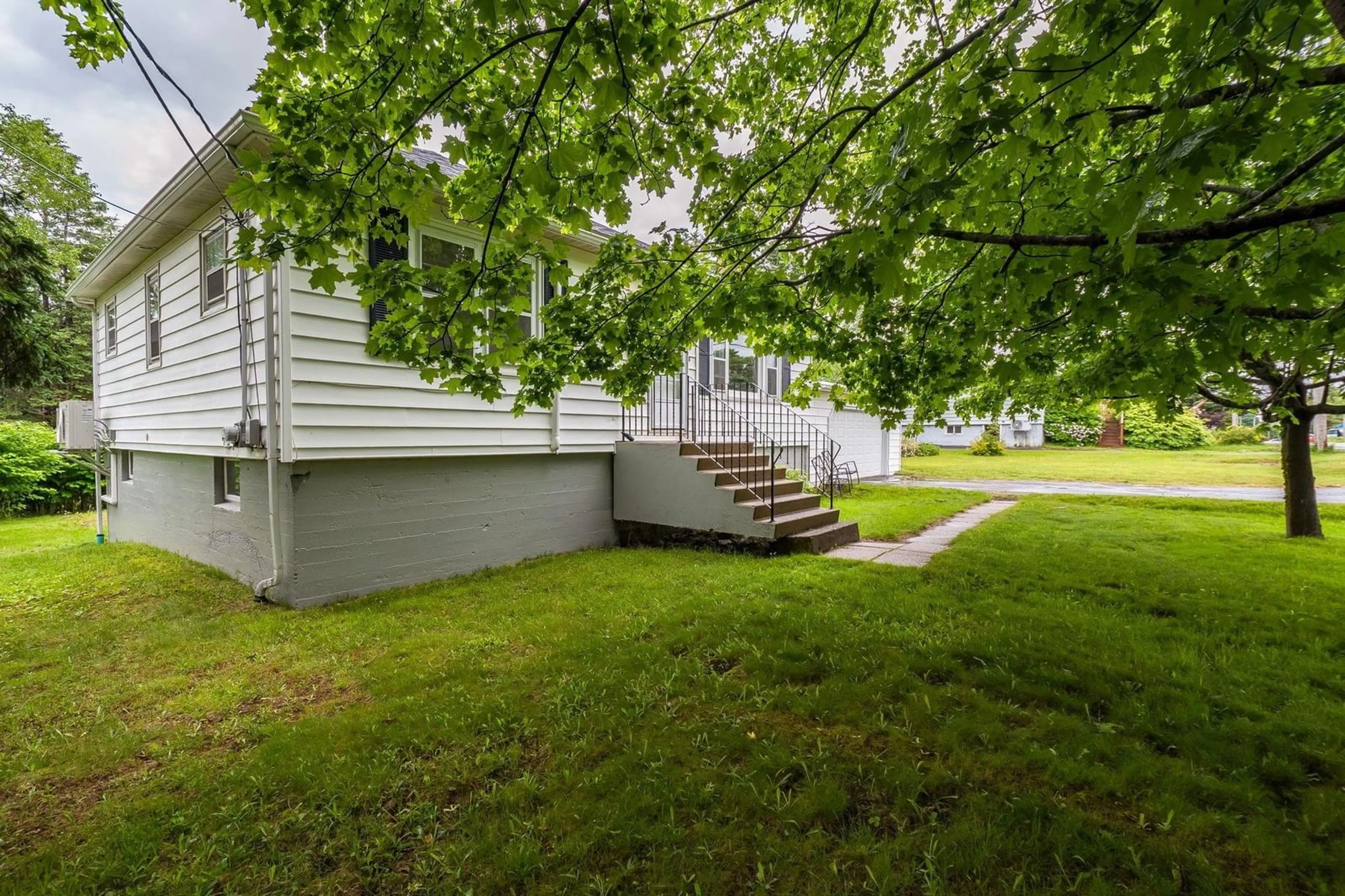 Patio, street for 712 Herring Cove Rd, Spryfield Nova Scotia B3R 1Y6