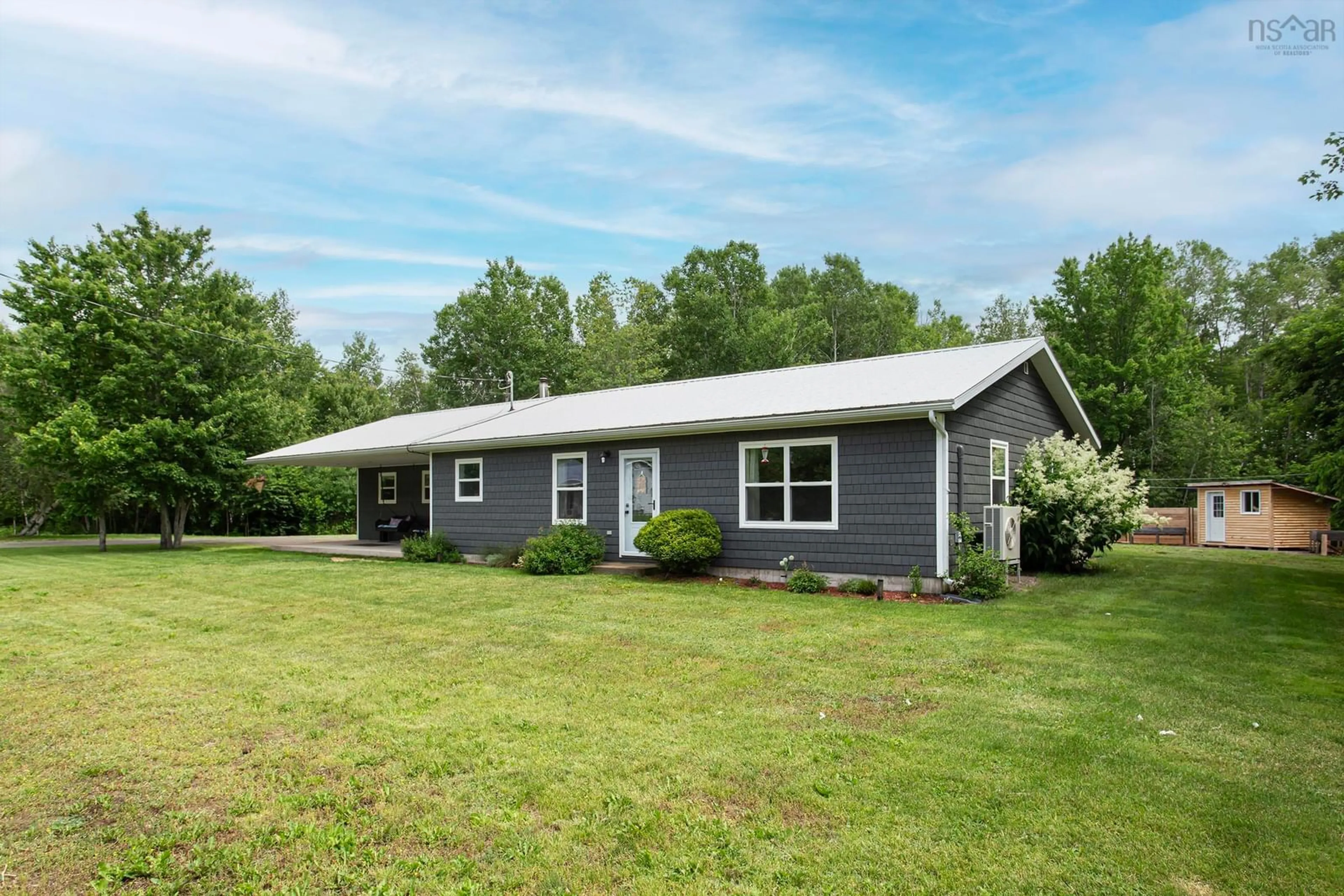 Home with vinyl exterior material, unknown for 66 North St, Middleton Nova Scotia B0S 1P0