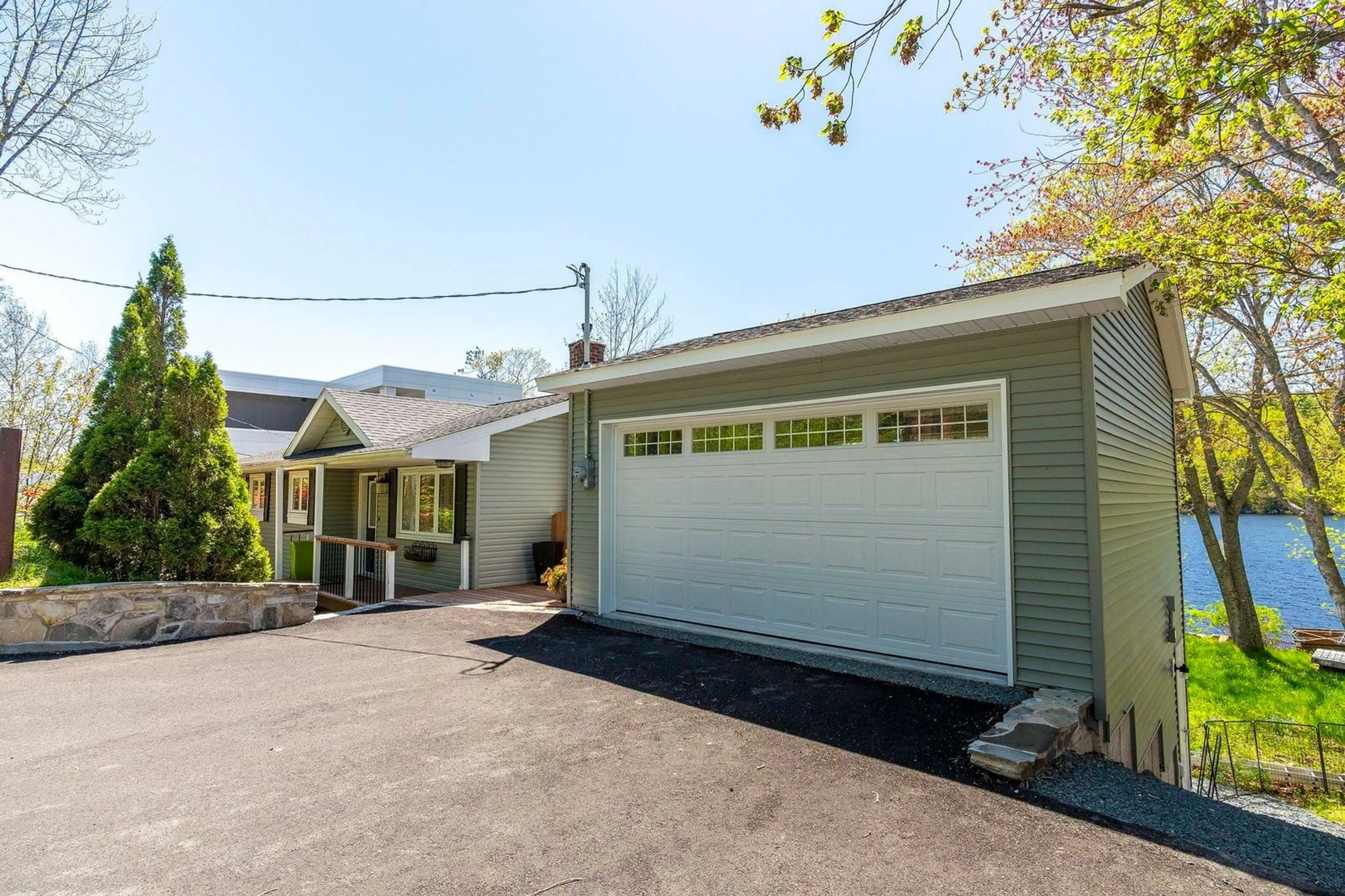 Indoor garage for 4103 Highway 2 Hwy, Wellington Nova Scotia B2T 1A3