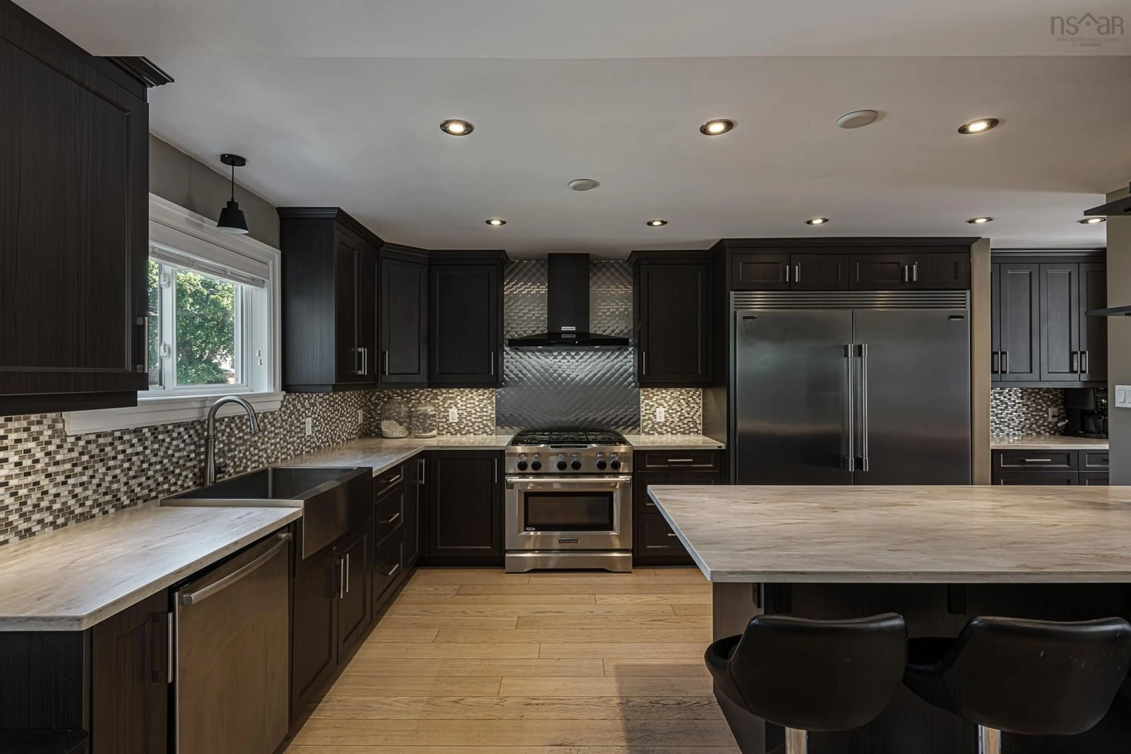 Contemporary kitchen, unknown for 6034 Leeds, Halifax Peninsula Nova Scotia B3K 2T5