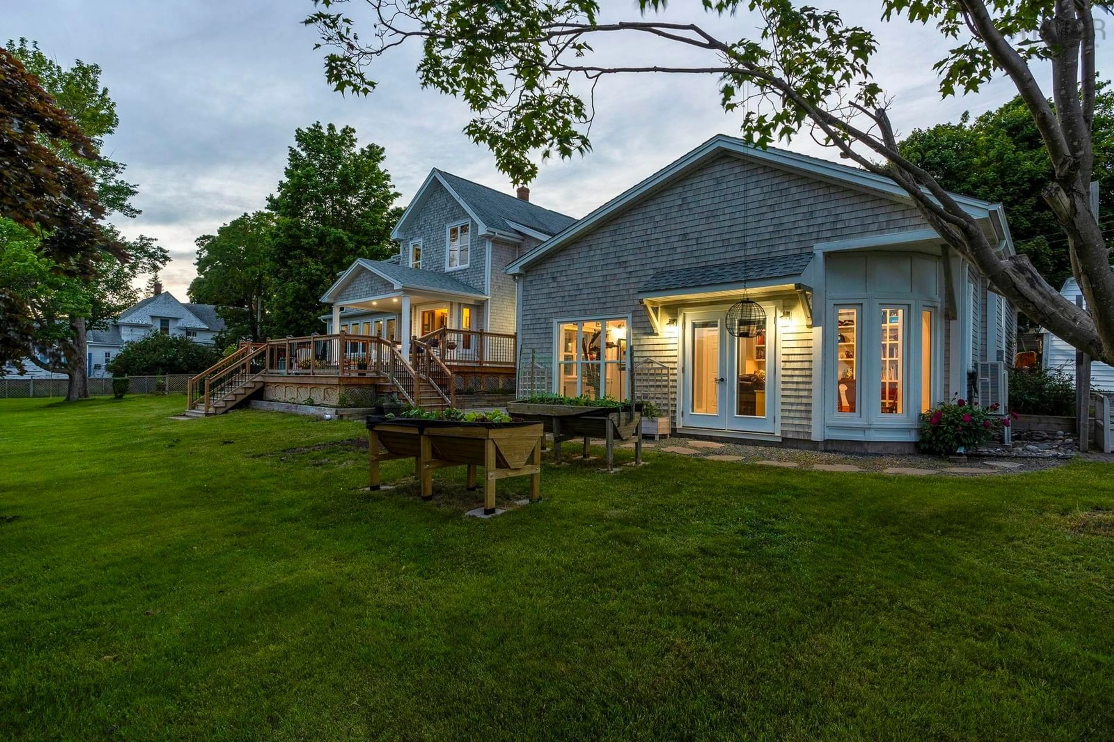 Patio, mountain view for 116 Pleasant St, Kingsport Nova Scotia B0P 1H0