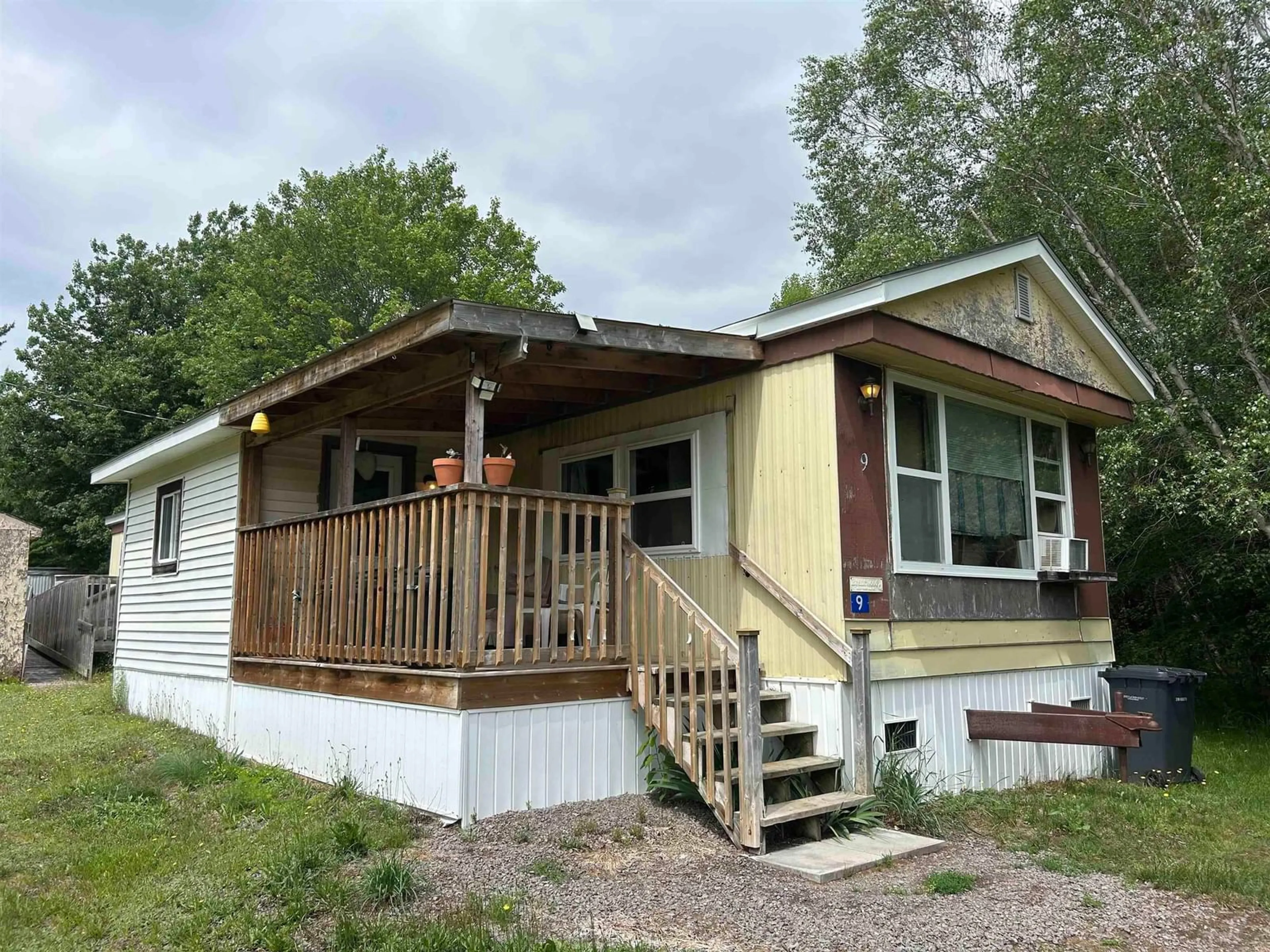 Home with vinyl exterior material, unknown for Danny Street #9, Wilmot Nova Scotia B0P 1W0