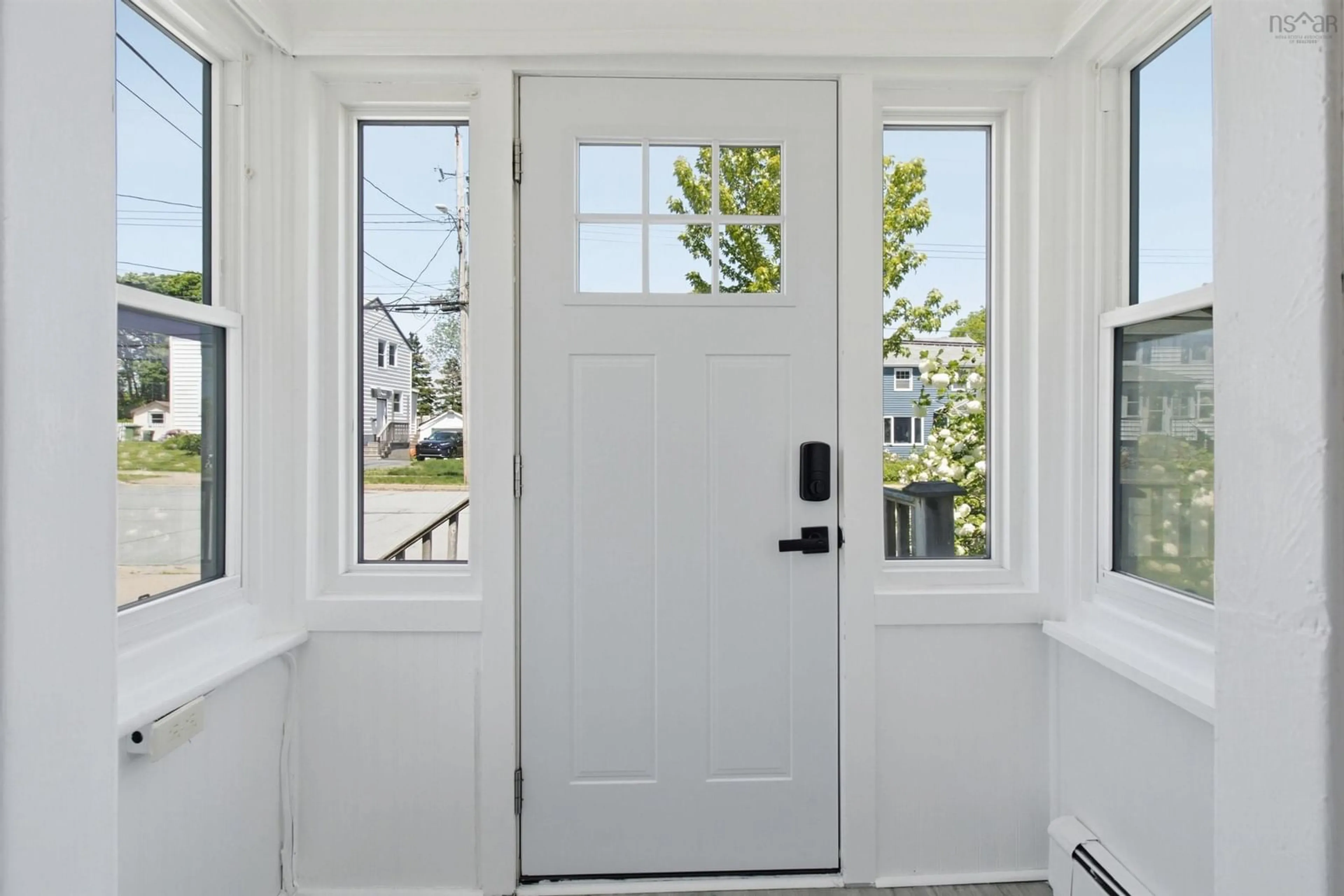 Indoor entryway for 17 Joffre St, Dartmouth Nova Scotia B2Y 3C7