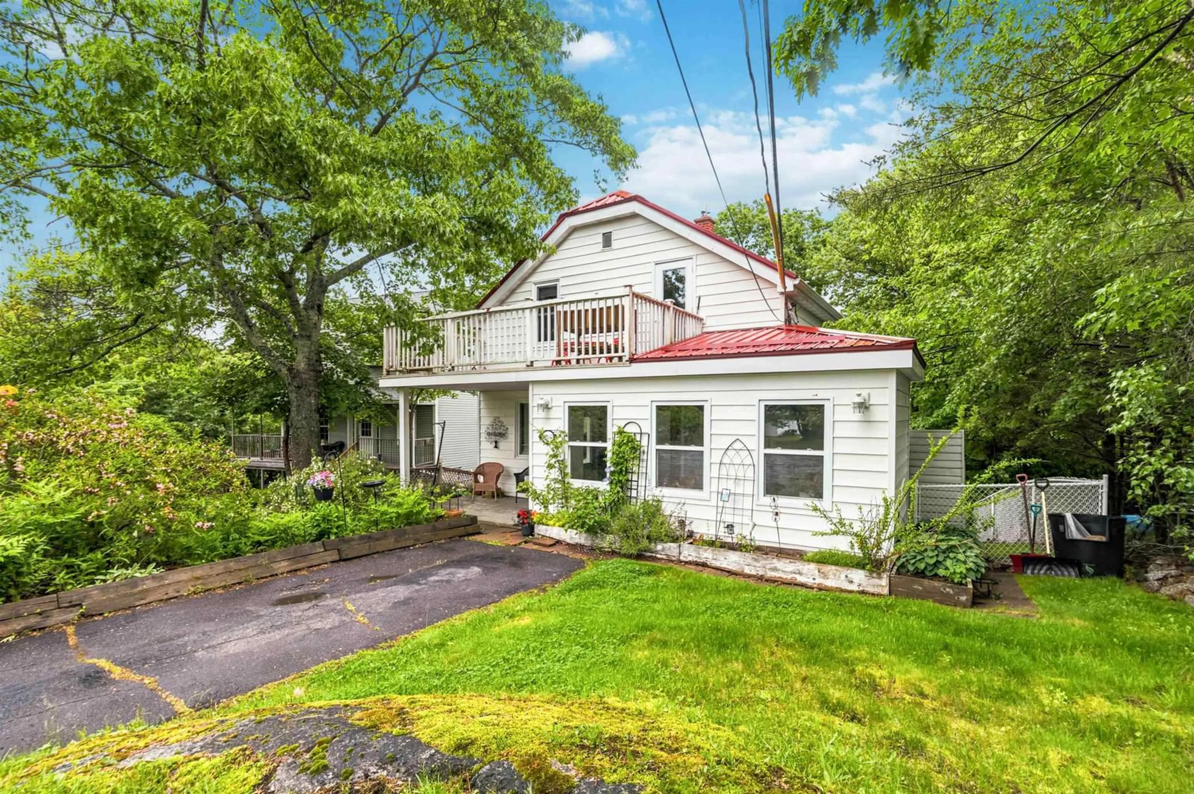 Unknown for 618 Herring Cove Rd, Halifax Nova Scotia B3R 1X6