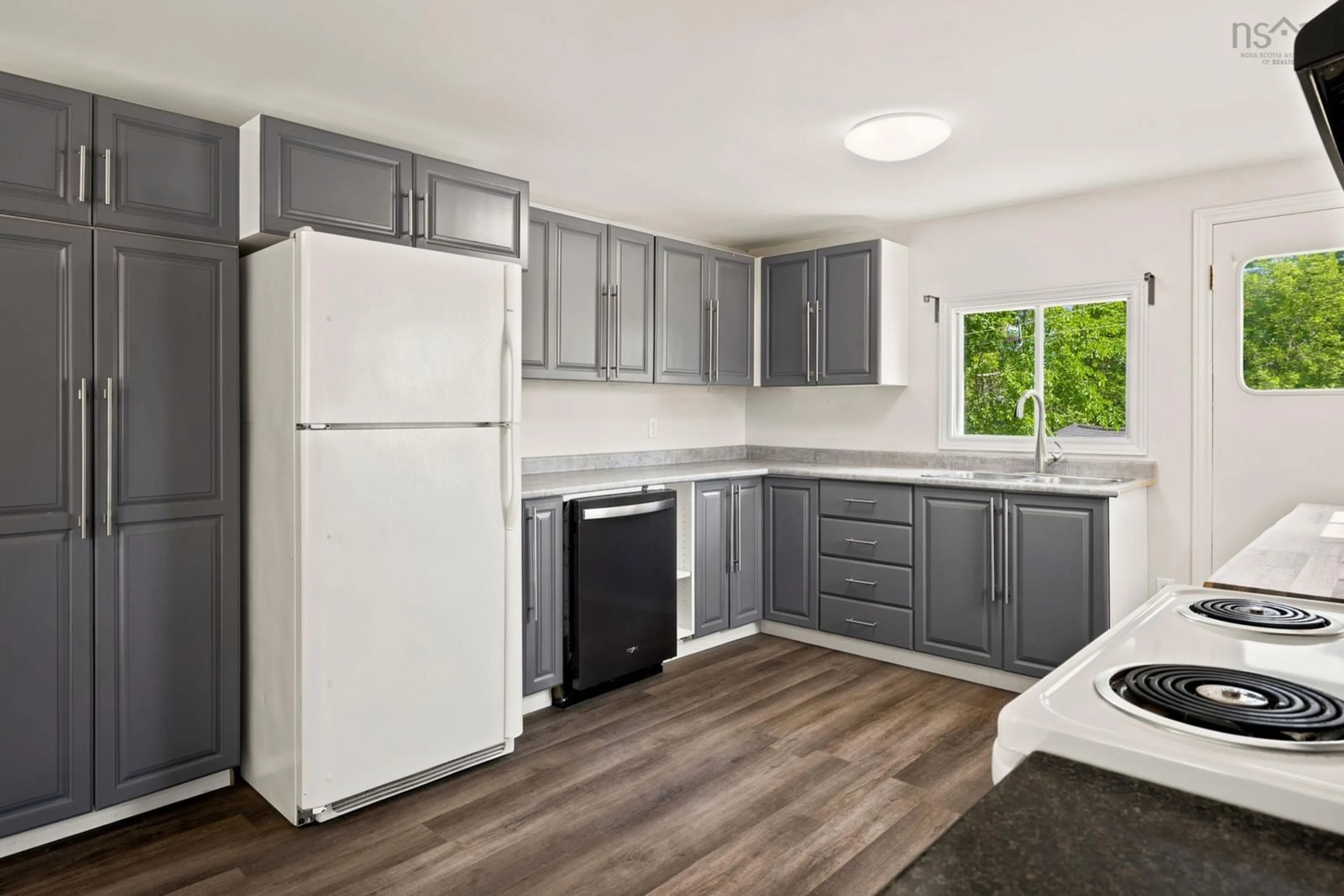 Standard kitchen, unknown for 36 Willow St, Hantsport Nova Scotia B0P 1P0