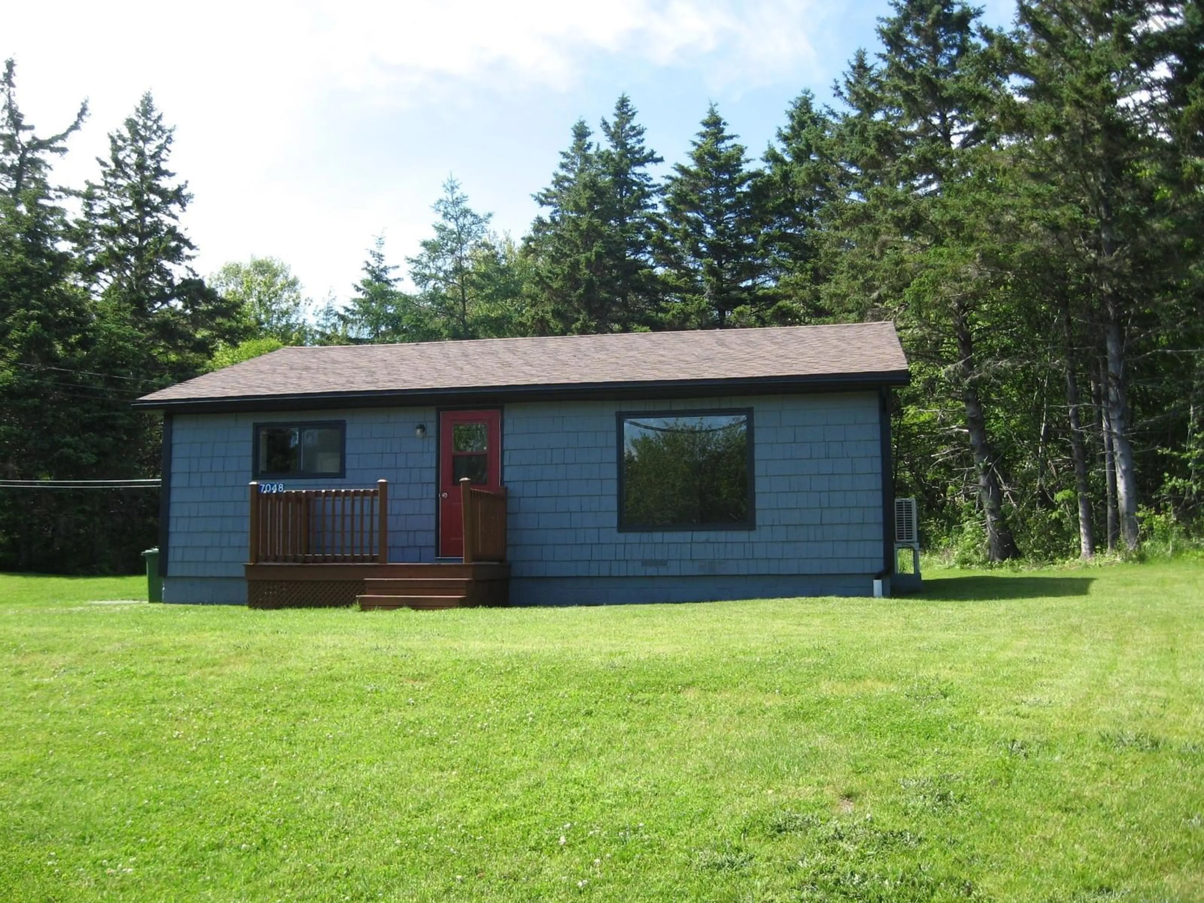 Shed for 7048 Highway 3, Hunts Point Nova Scotia B0T 1G0