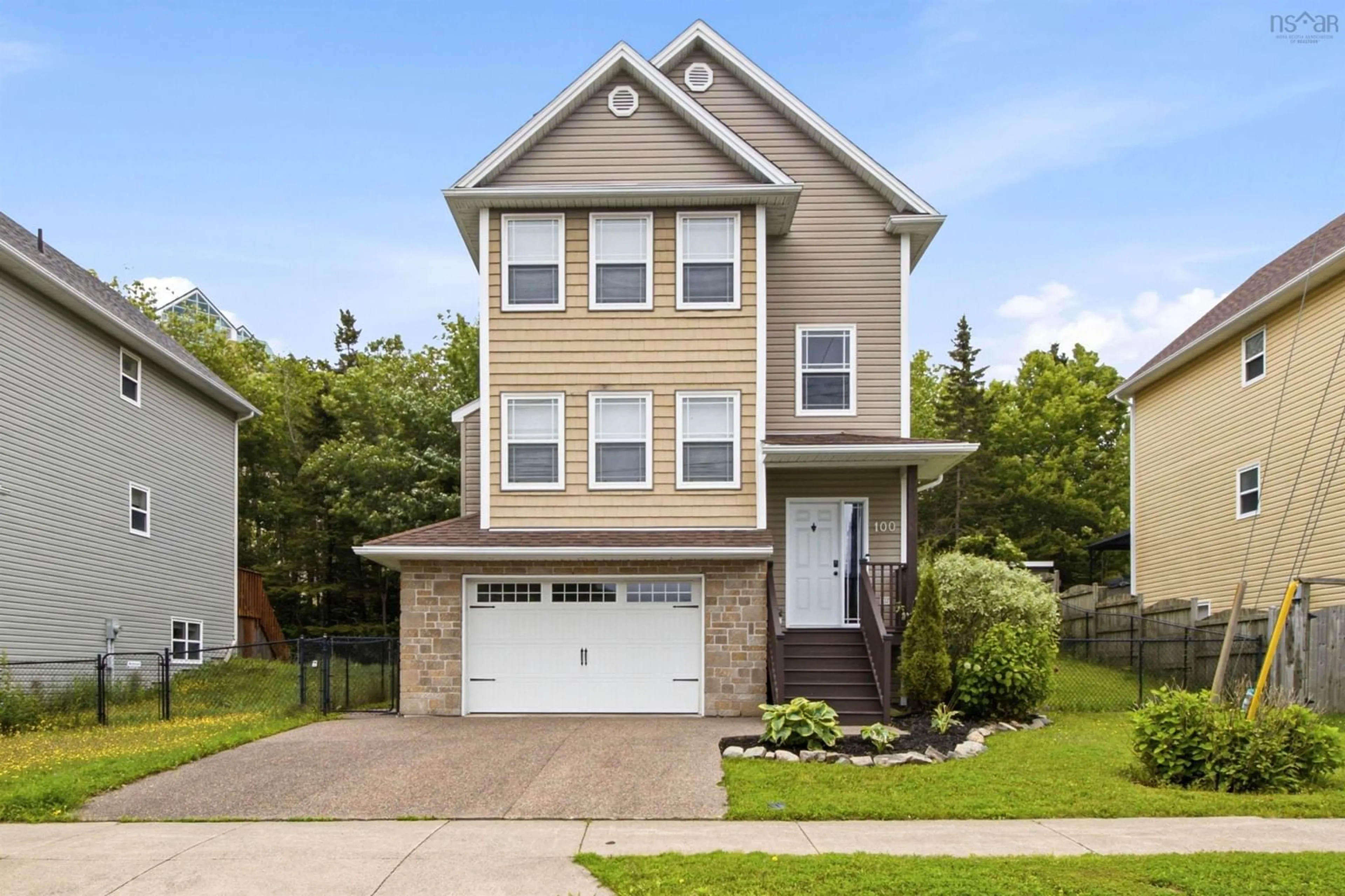 Home with vinyl exterior material, street for 100 Viridian Dr, Dartmouth Nova Scotia B3A 0B7