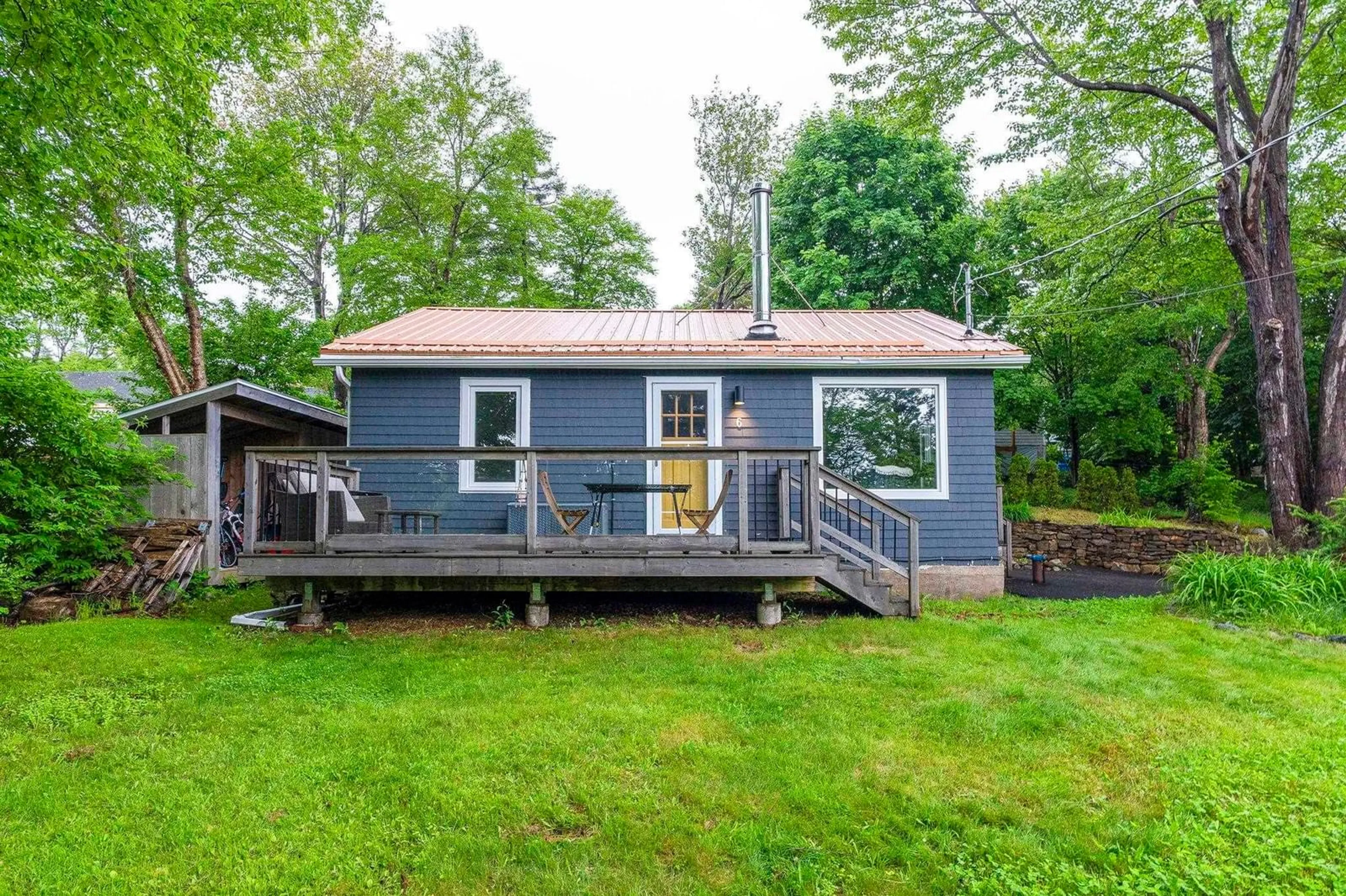 Shed for 6 Battery Dr, Halifax Nova Scotia B3P 2G8