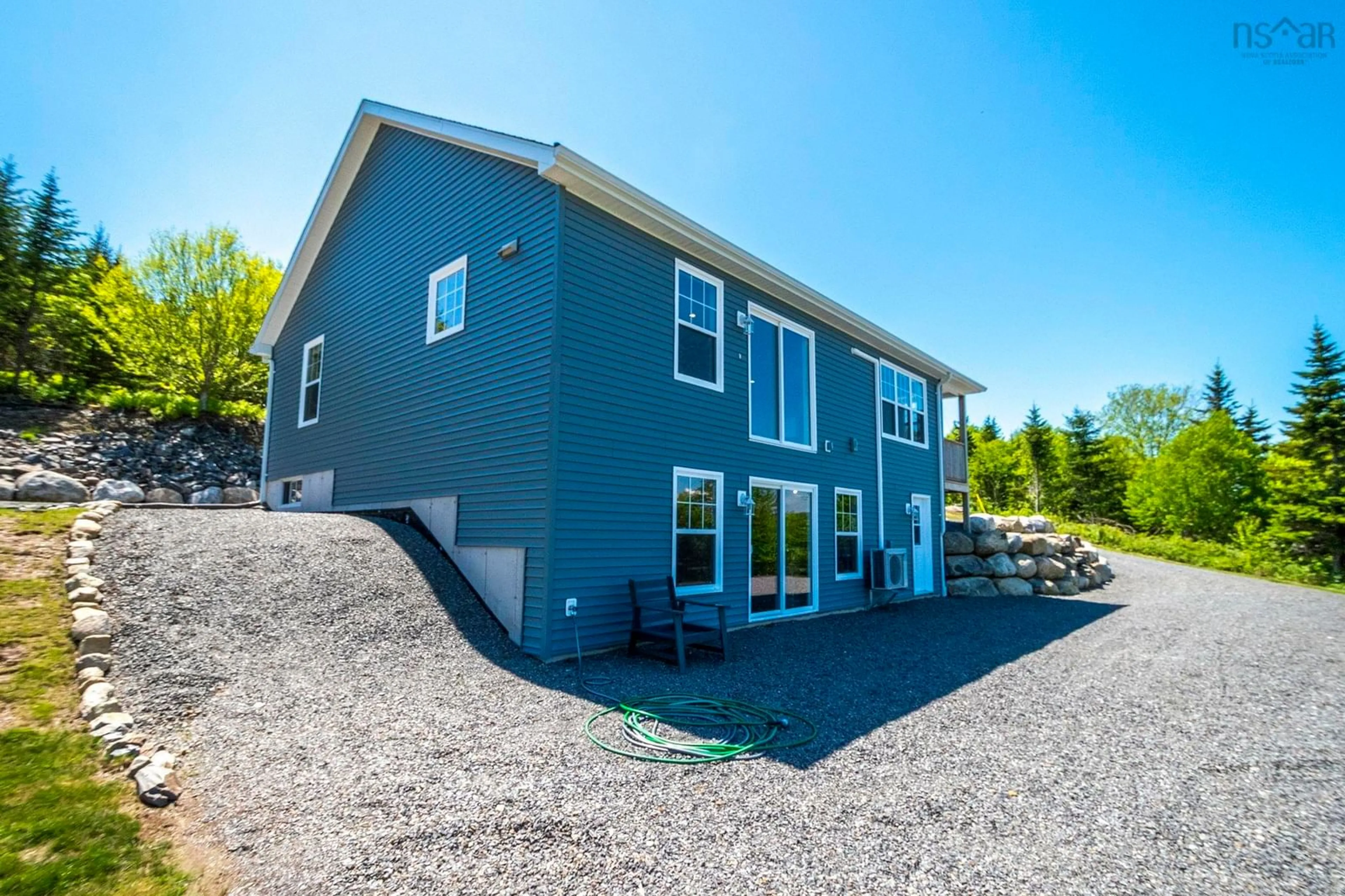 Home with vinyl exterior material, unknown for 9118 316 Hwy, New Harbour Nova Scotia B0H 1T0