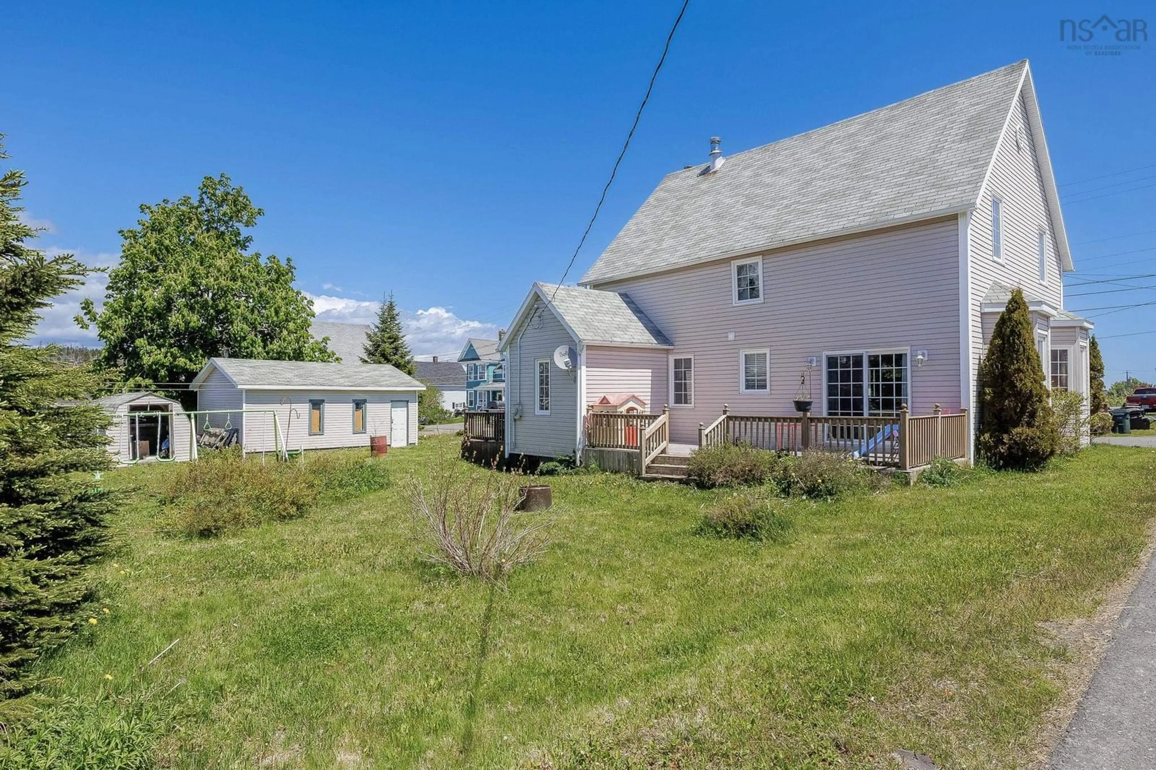 A pic from outside/outdoor area/front of a property/back of a property/a pic from drone, street for 23 Upper Warren St, Louisbourg Nova Scotia B1C 1M9