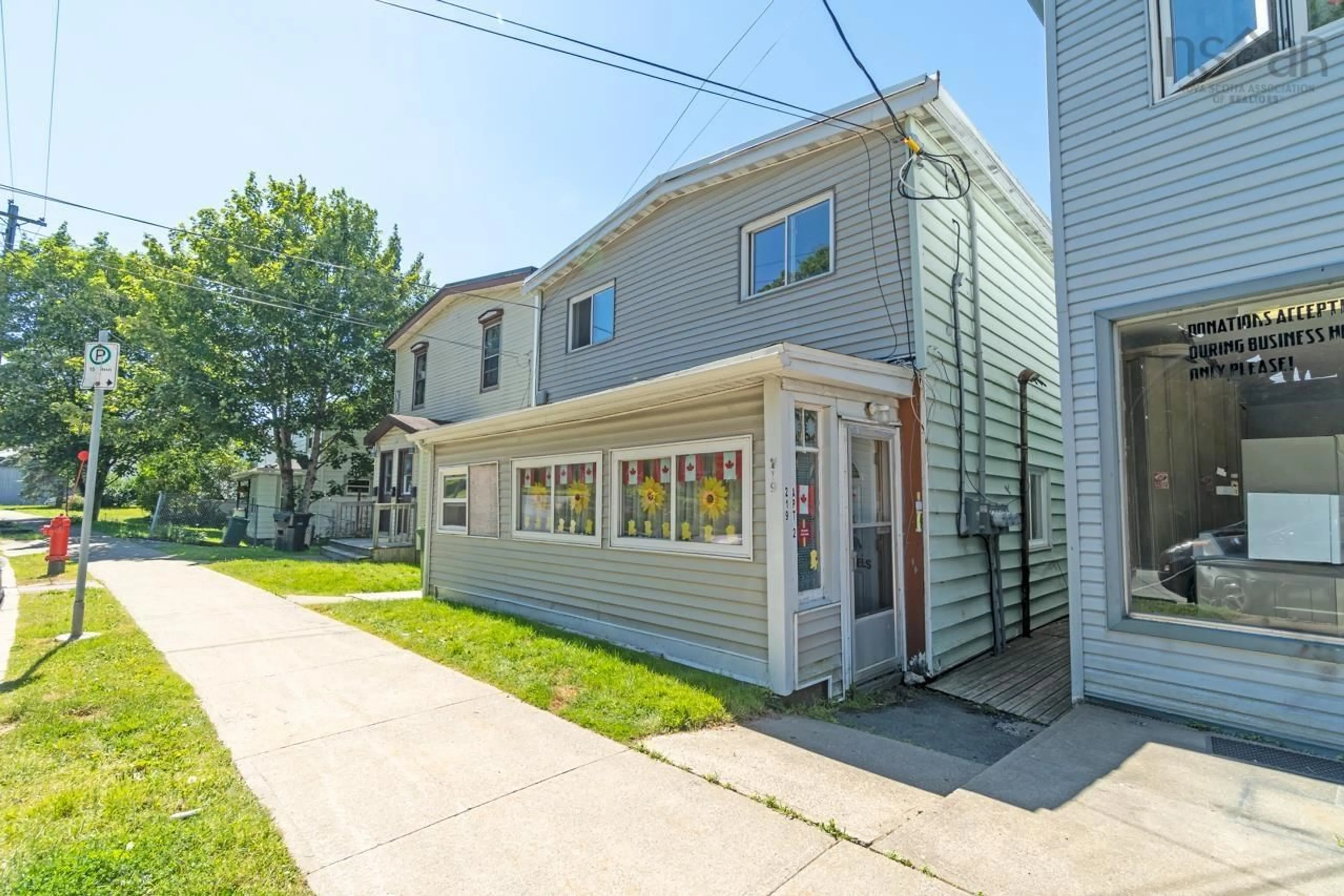 Home with vinyl exterior material, street for 219 Windmill Rd, Dartmouth Nova Scotia B3A 1G1