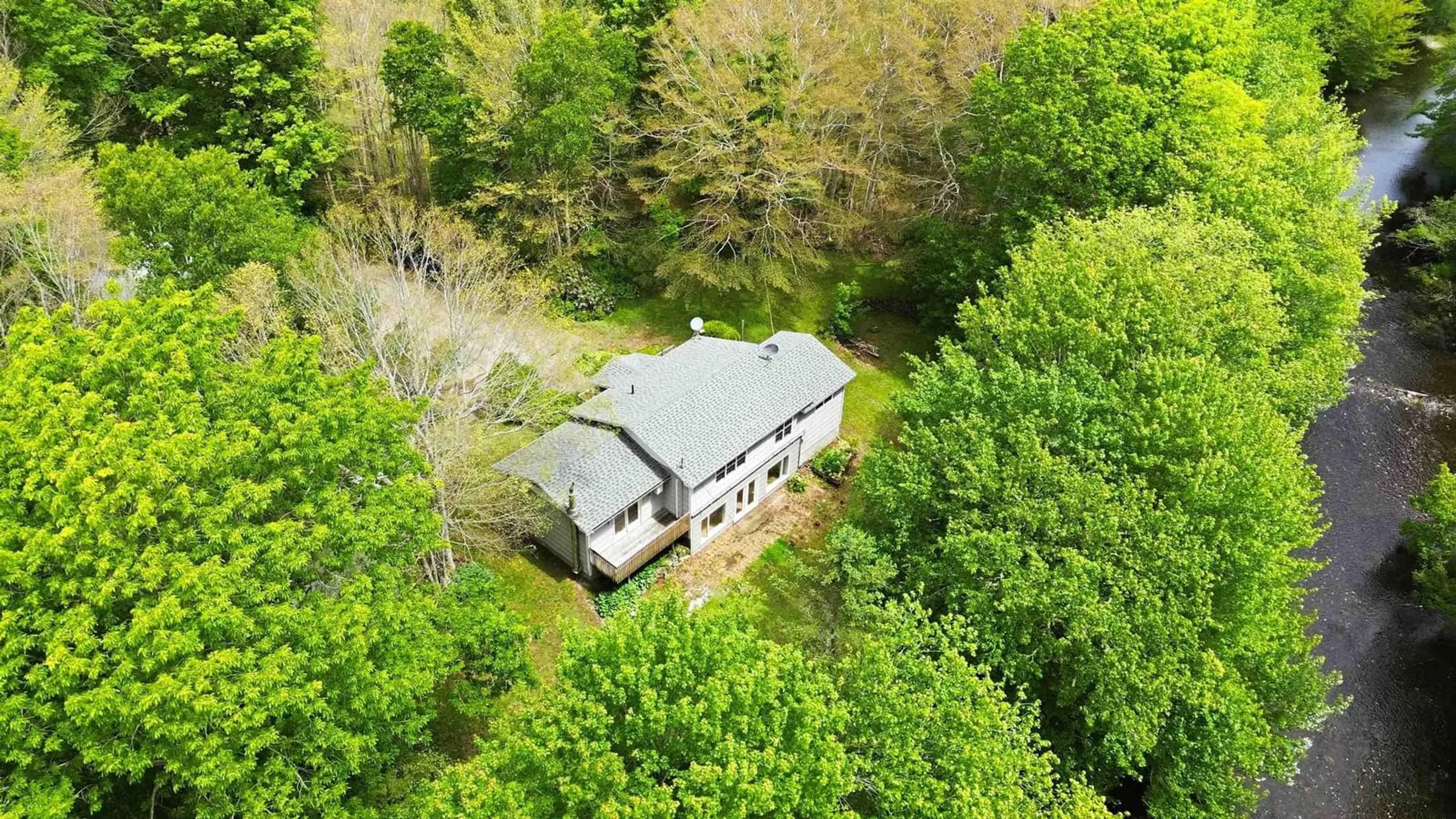 A pic from outside/outdoor area/front of a property/back of a property/a pic from drone, building for 550 Allee Des Black, Bangor Nova Scotia B0W 2L0