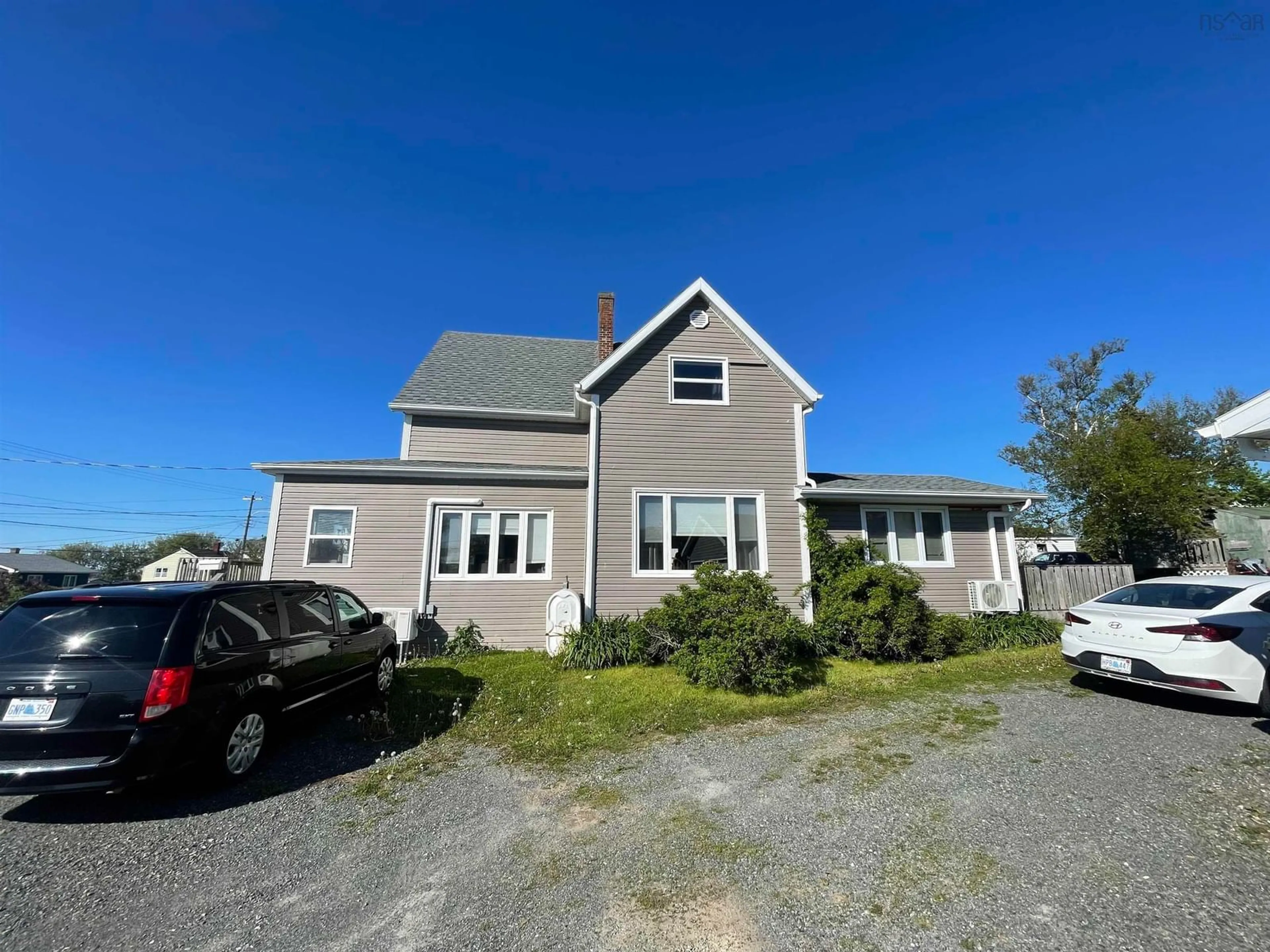 A pic from outside/outdoor area/front of a property/back of a property/a pic from drone, unknown for 140 Blackett St, Glace Bay Nova Scotia B1A 1E5