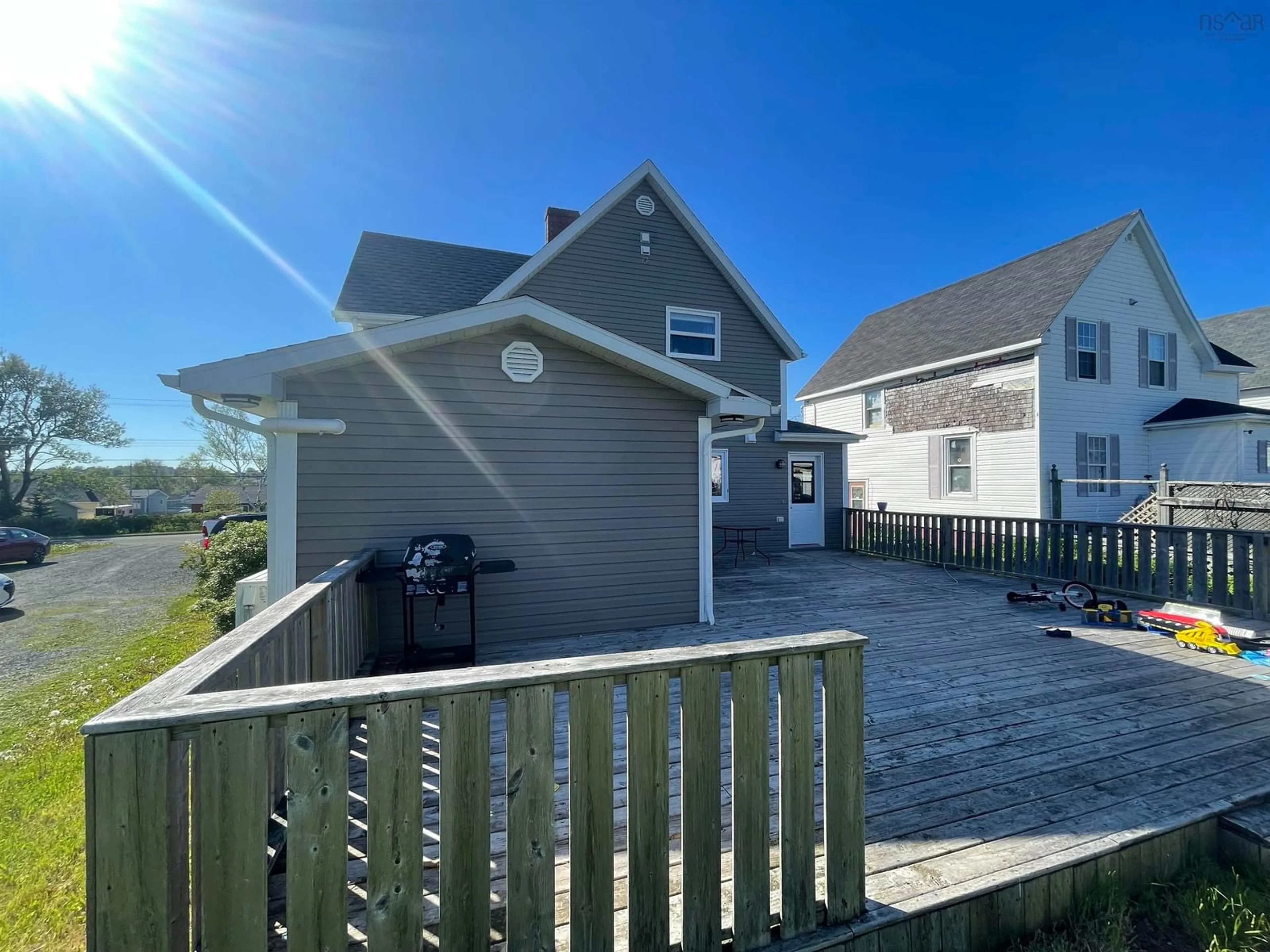 A pic from outside/outdoor area/front of a property/back of a property/a pic from drone, unknown for 140 Blackett St, Glace Bay Nova Scotia B1A 1E5