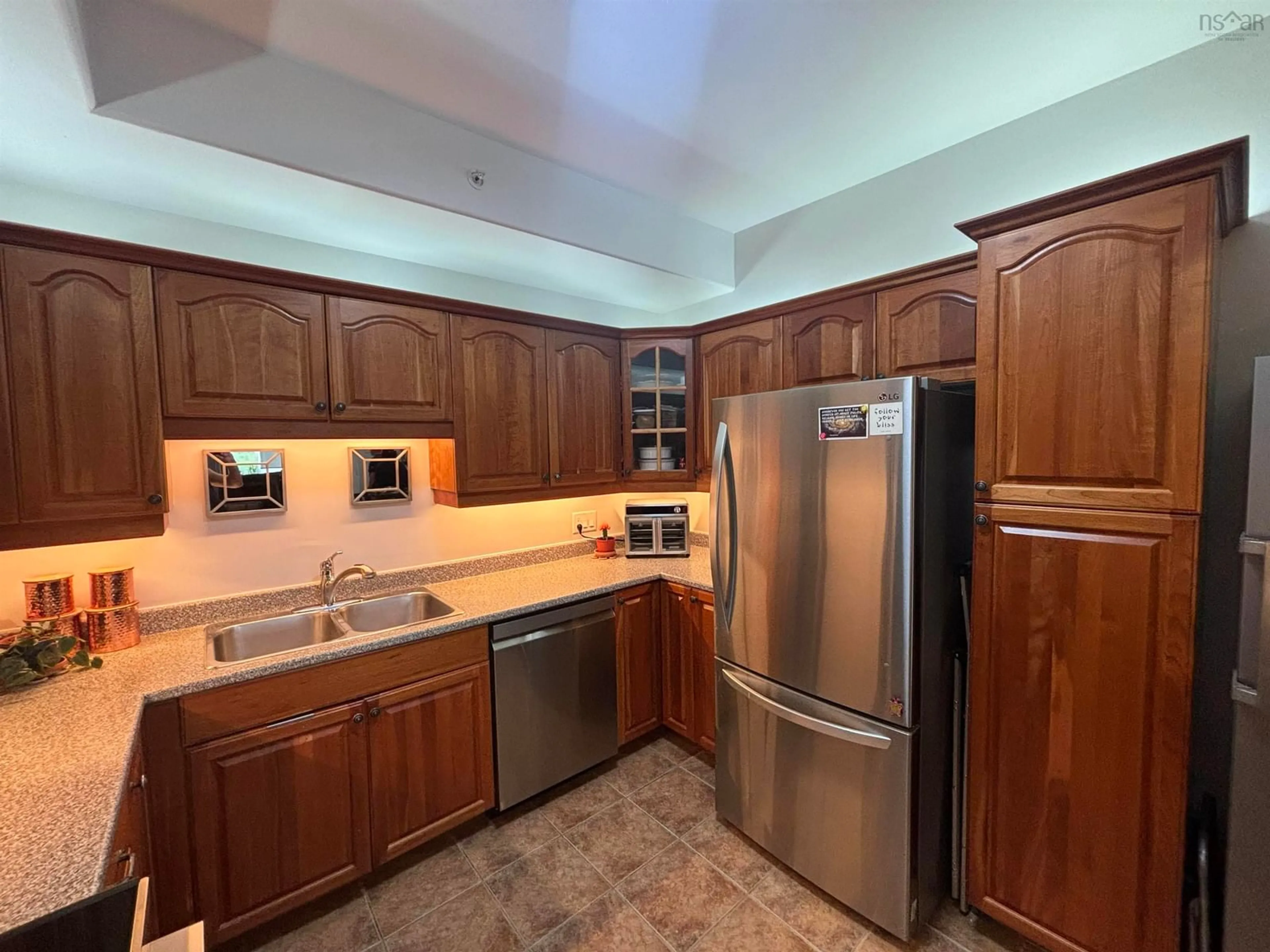 Standard kitchen, unknown for Dr, Clayton Park Nova Scotia B3S 1T1