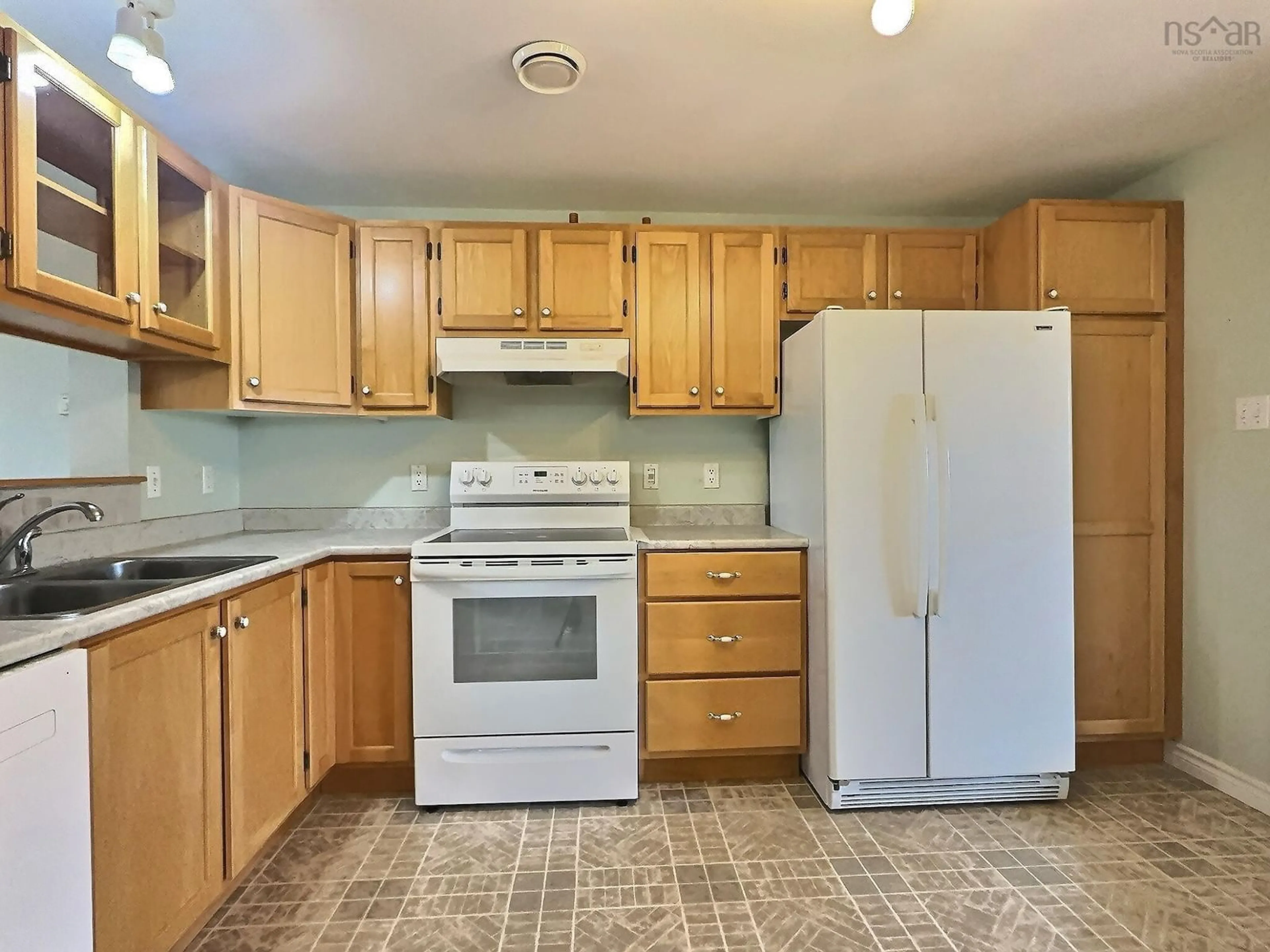 Standard kitchen, unknown for 10216 209 Hwy, Diligent River Nova Scotia B0M 1S0