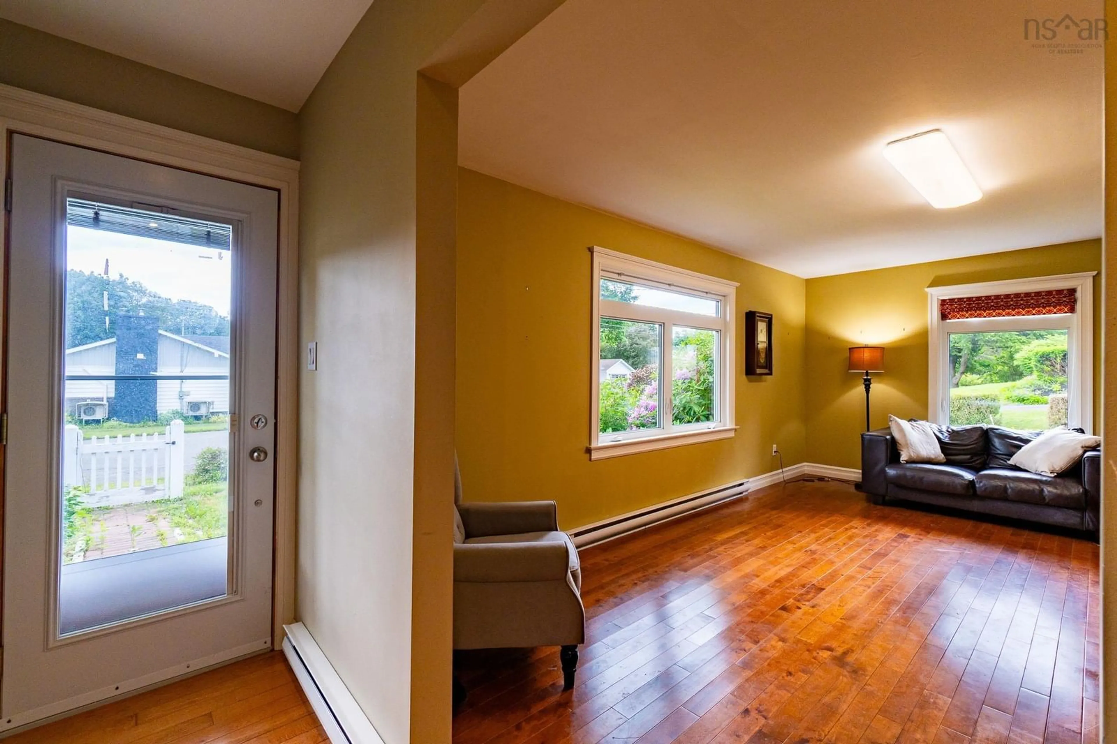 Indoor entryway for 26 Lavinia St, Kentville Nova Scotia B4N 1V7