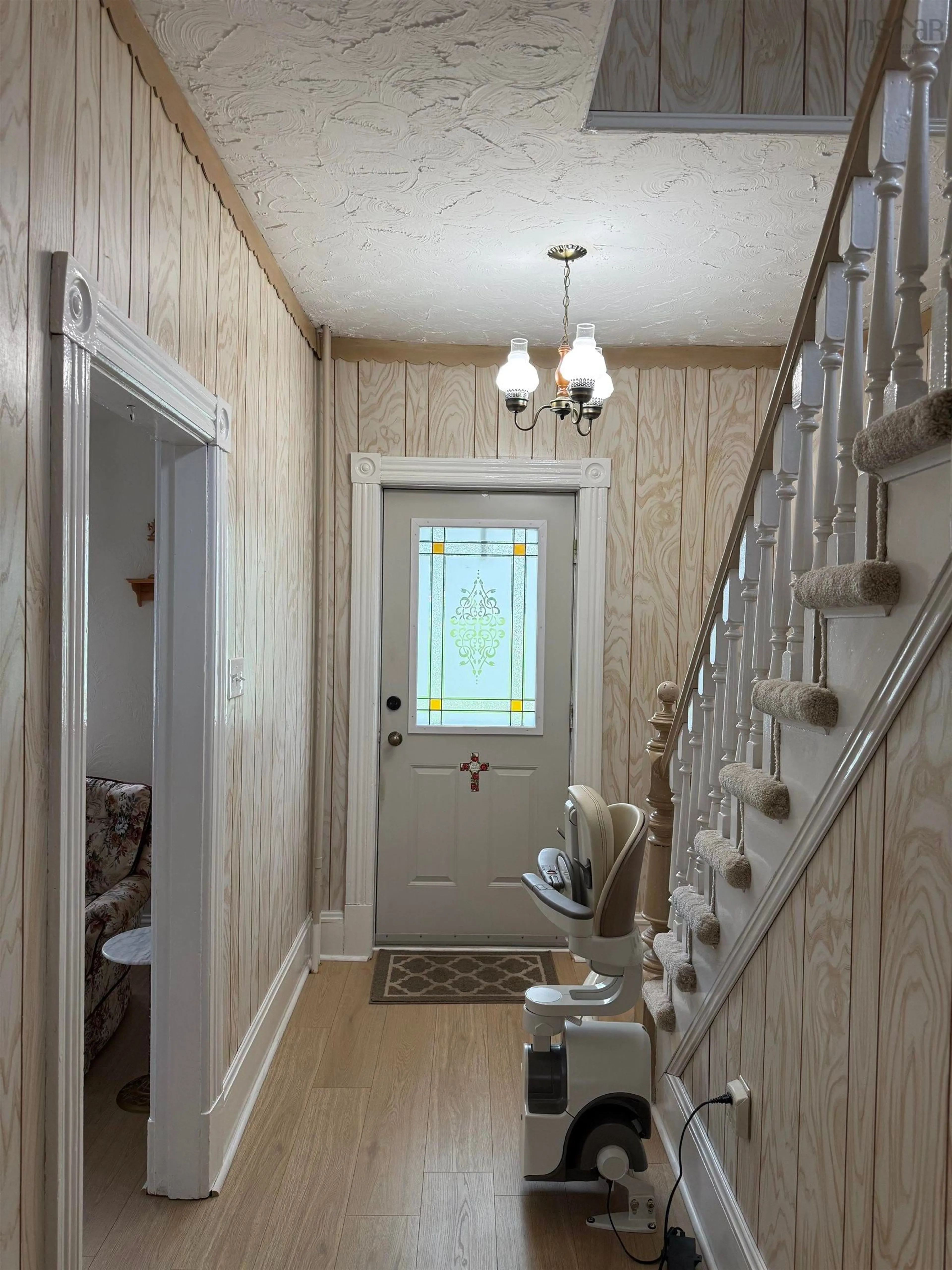Indoor entryway for 119 River St, Stellarton Nova Scotia B0K 1S0