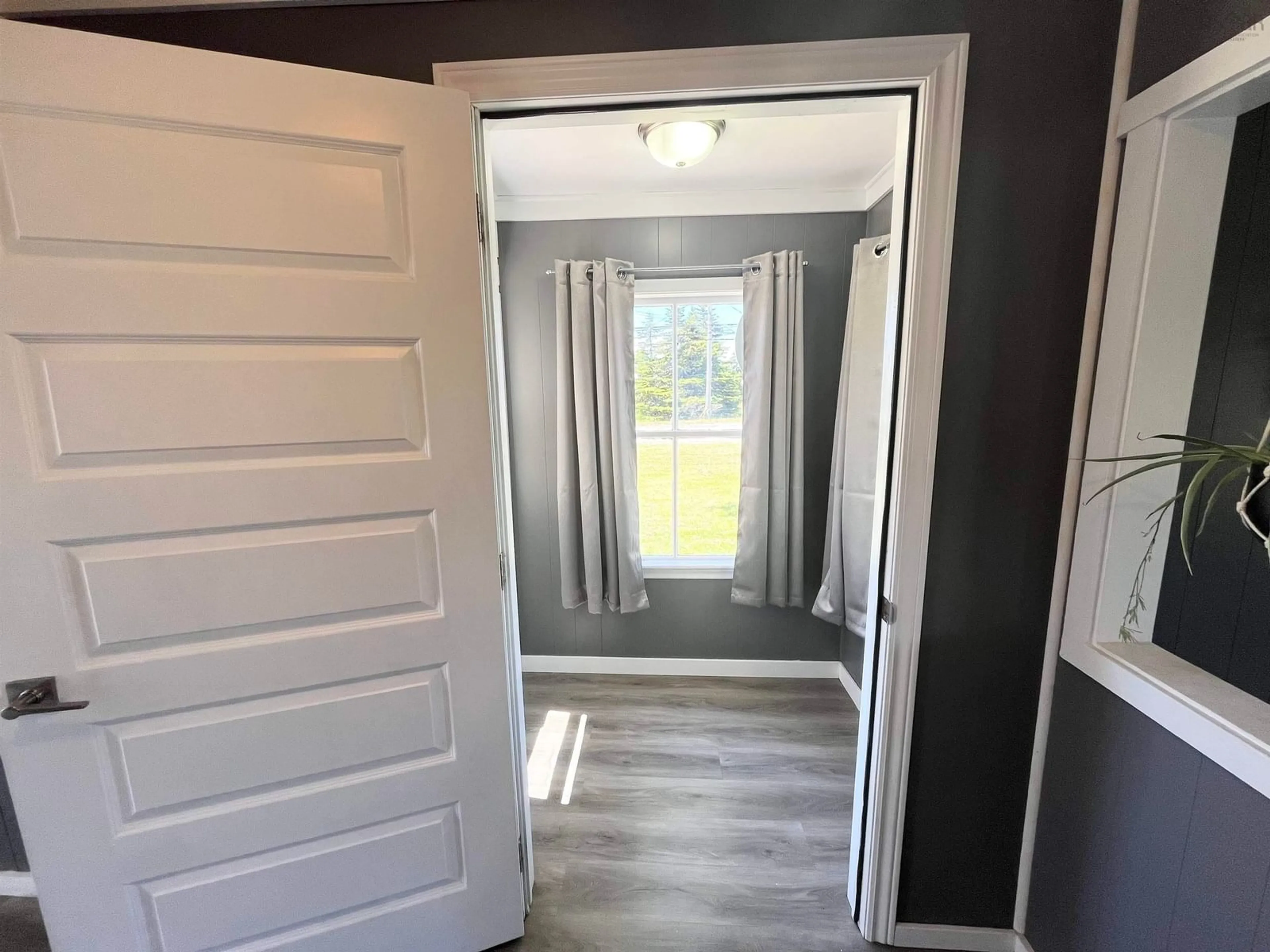 Indoor entryway for 923 Highway 330, Centreville Nova Scotia B0W 2G0