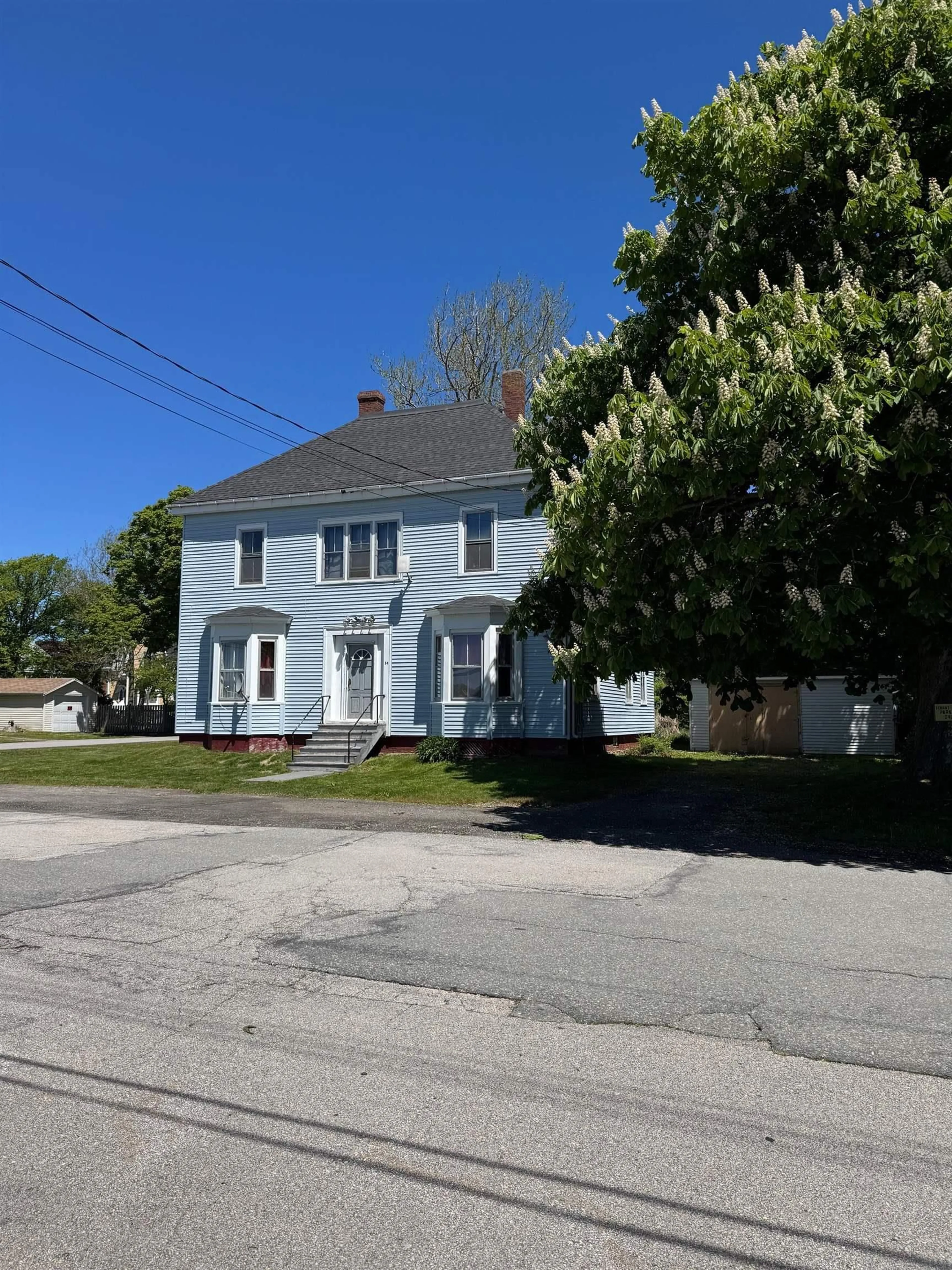 A pic from outside/outdoor area/front of a property/back of a property/a pic from drone, street for 34 Albert St, Yarmouth Nova Scotia B5A 3N3
