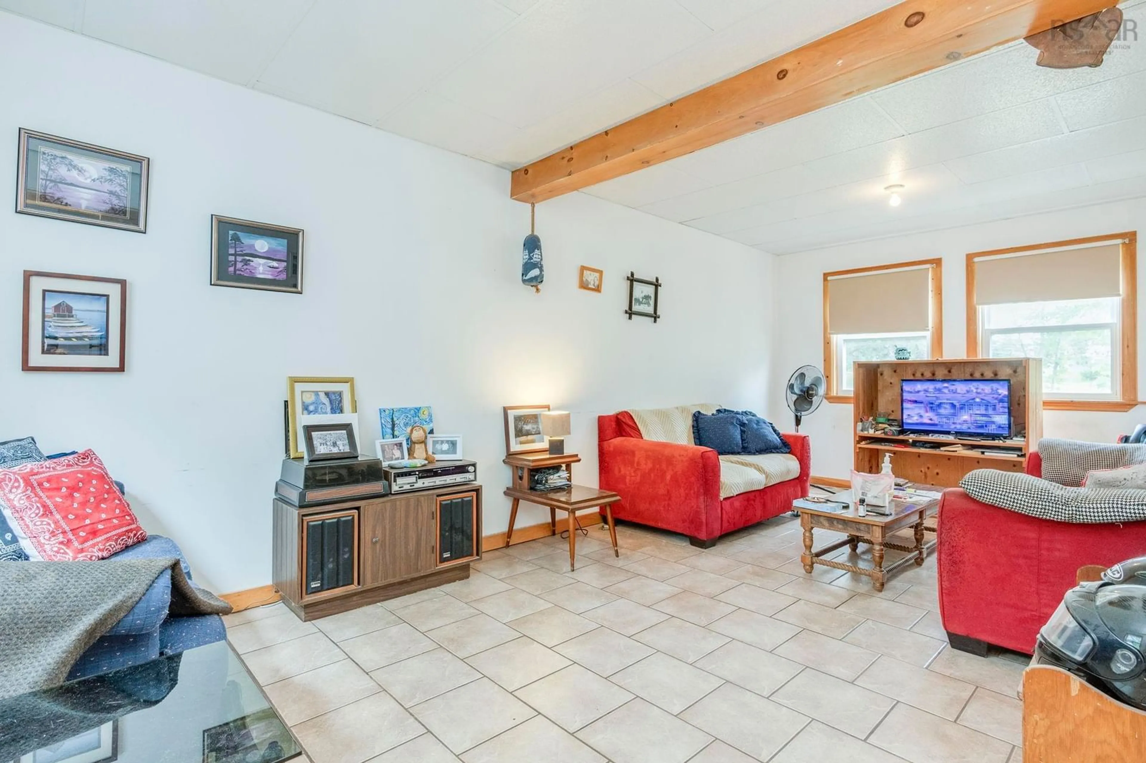 Living room with furniture, unknown for 860 Park St, Aylesford Nova Scotia B0P 1C0