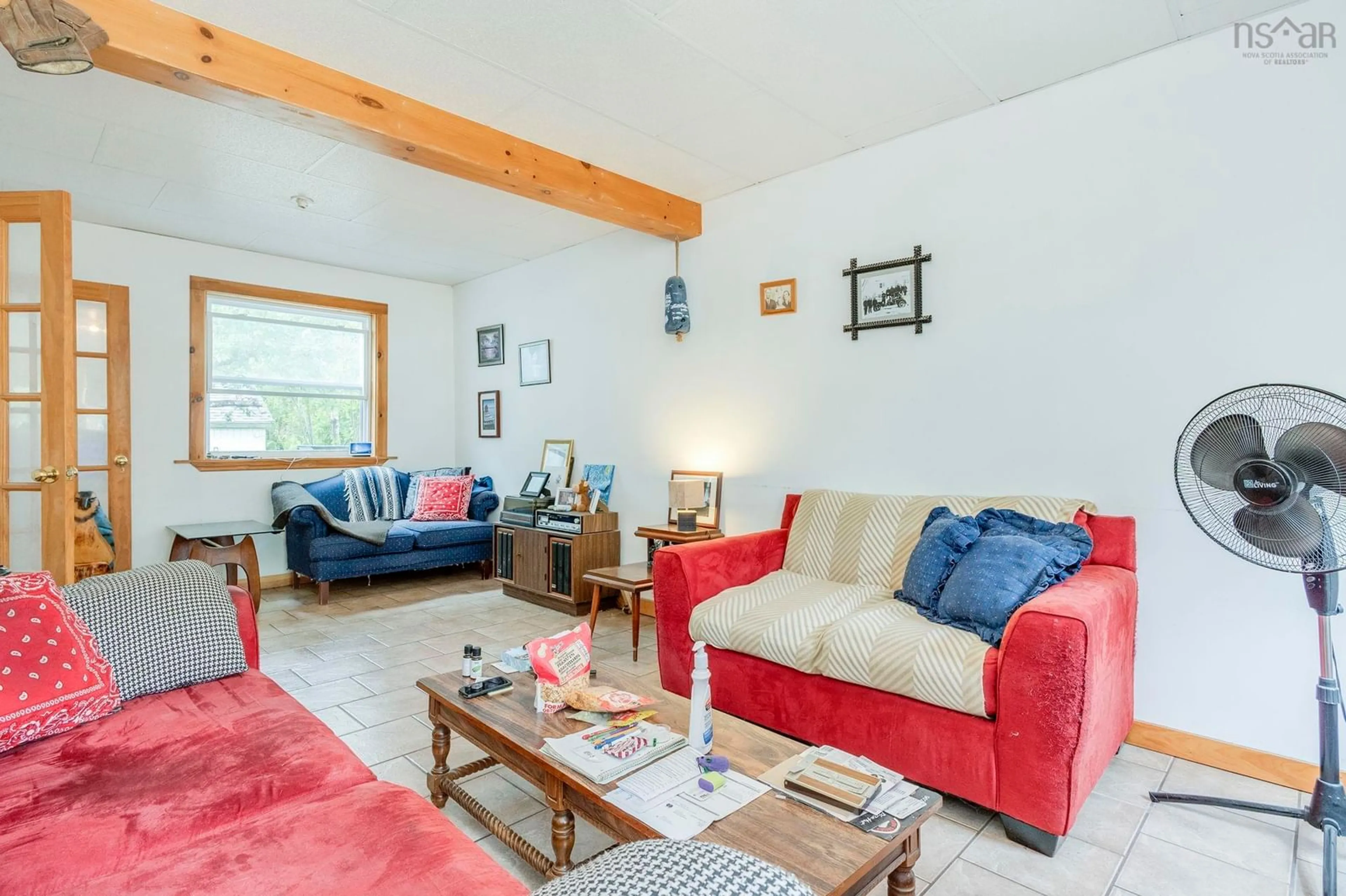 Living room with furniture, unknown for 860 Park St, Aylesford Nova Scotia B0P 1C0