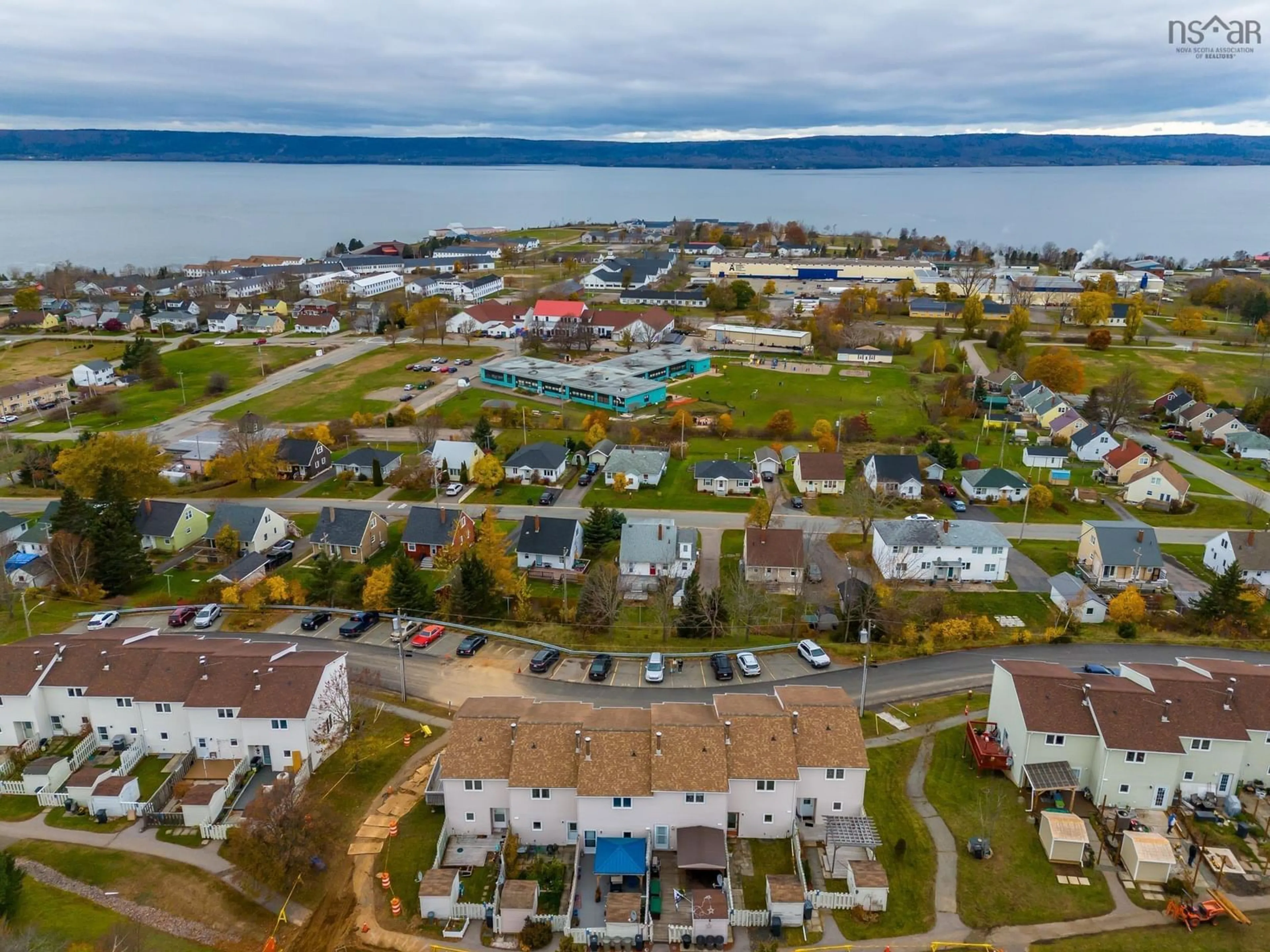 A pic from outside/outdoor area/front of a property/back of a property/a pic from drone, water/lake/river/ocean view for 517 Harbour View Cres, Cornwallis Park Nova Scotia B0S 1H0